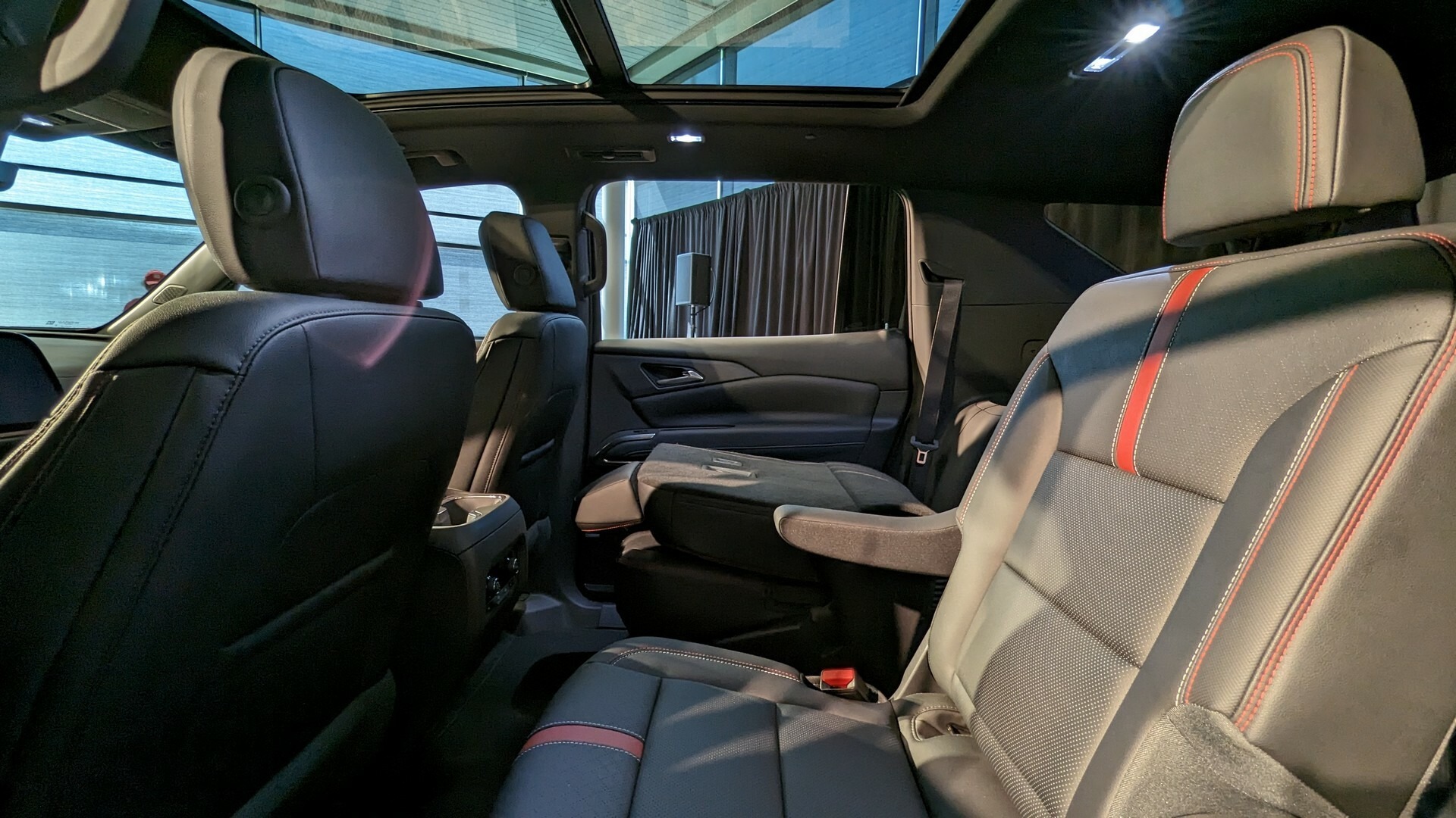 2024 Chevrolet Traverse MG CarScoops 226