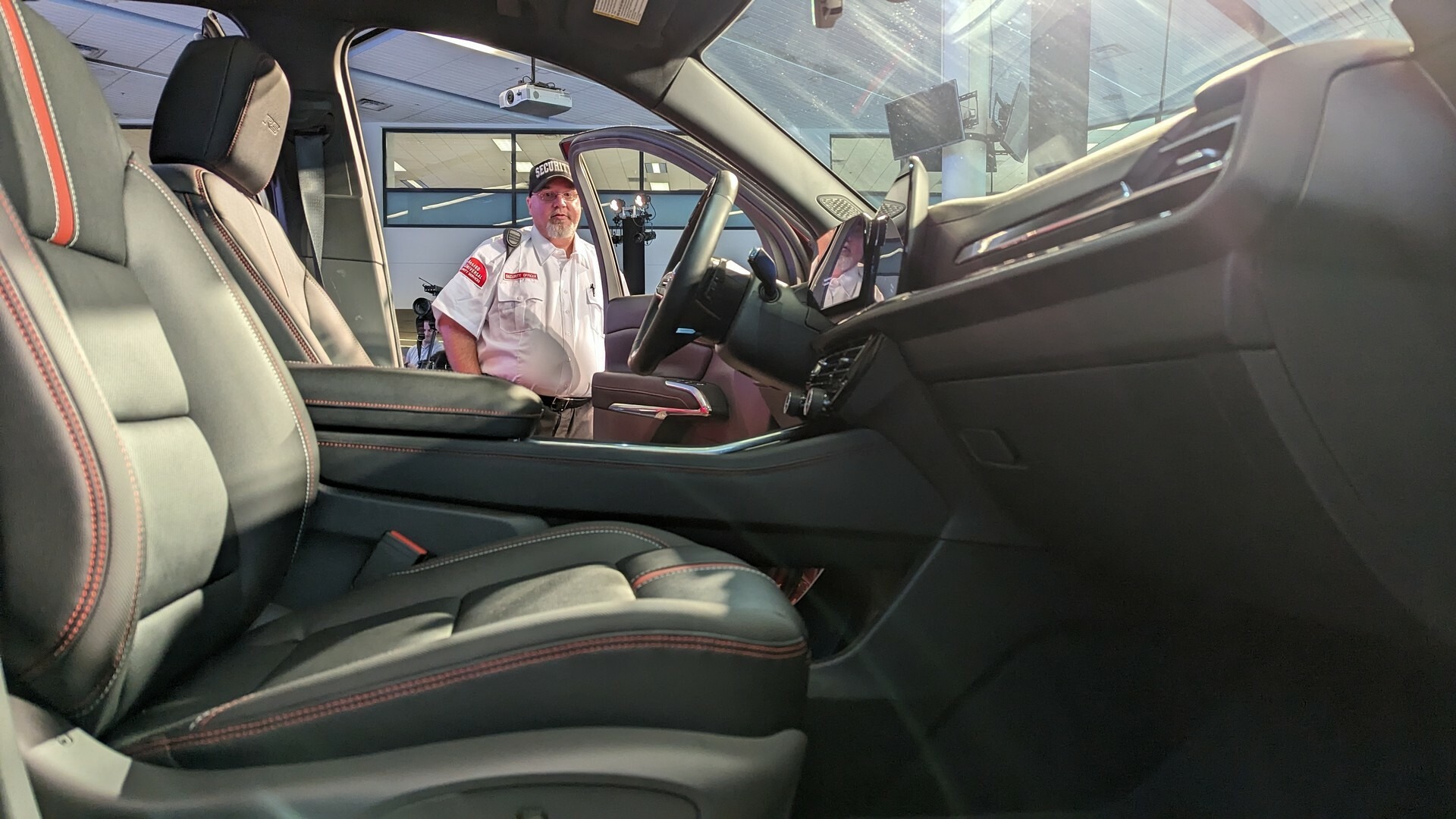 2024 Chevrolet Traverse MG CarScoops 230