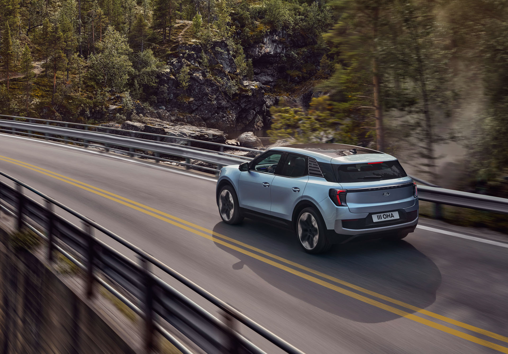 Ford Explorer EV 00044