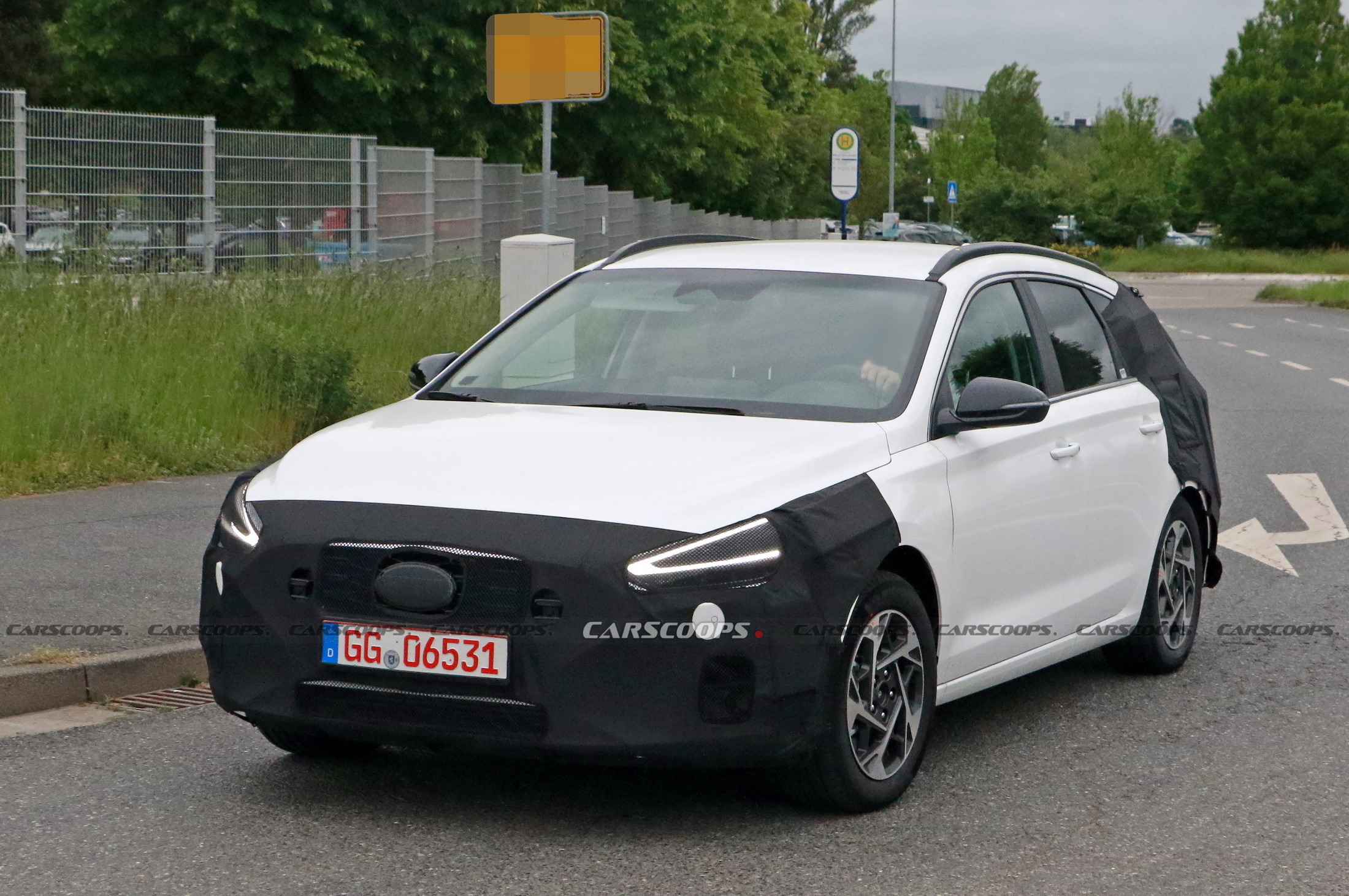 Hyundai i30 Wagon Facelift Scoop (10) (2)