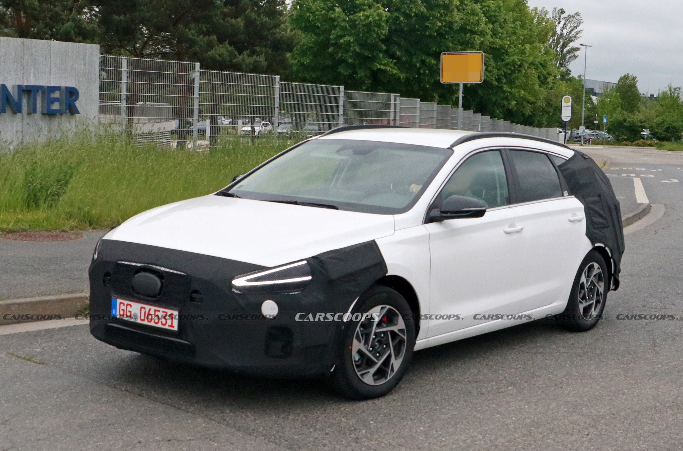 Hyundai i30 Wagon Facelift Scoop (13) (2)