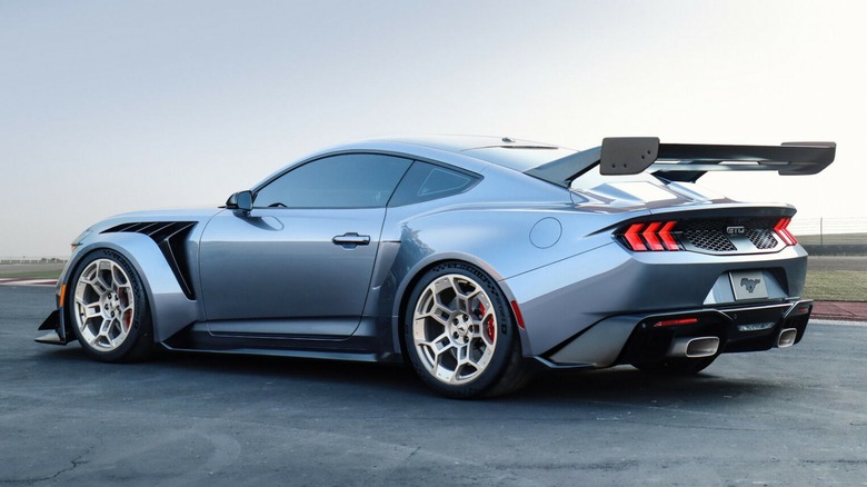 Ford Mustang GTD - 35