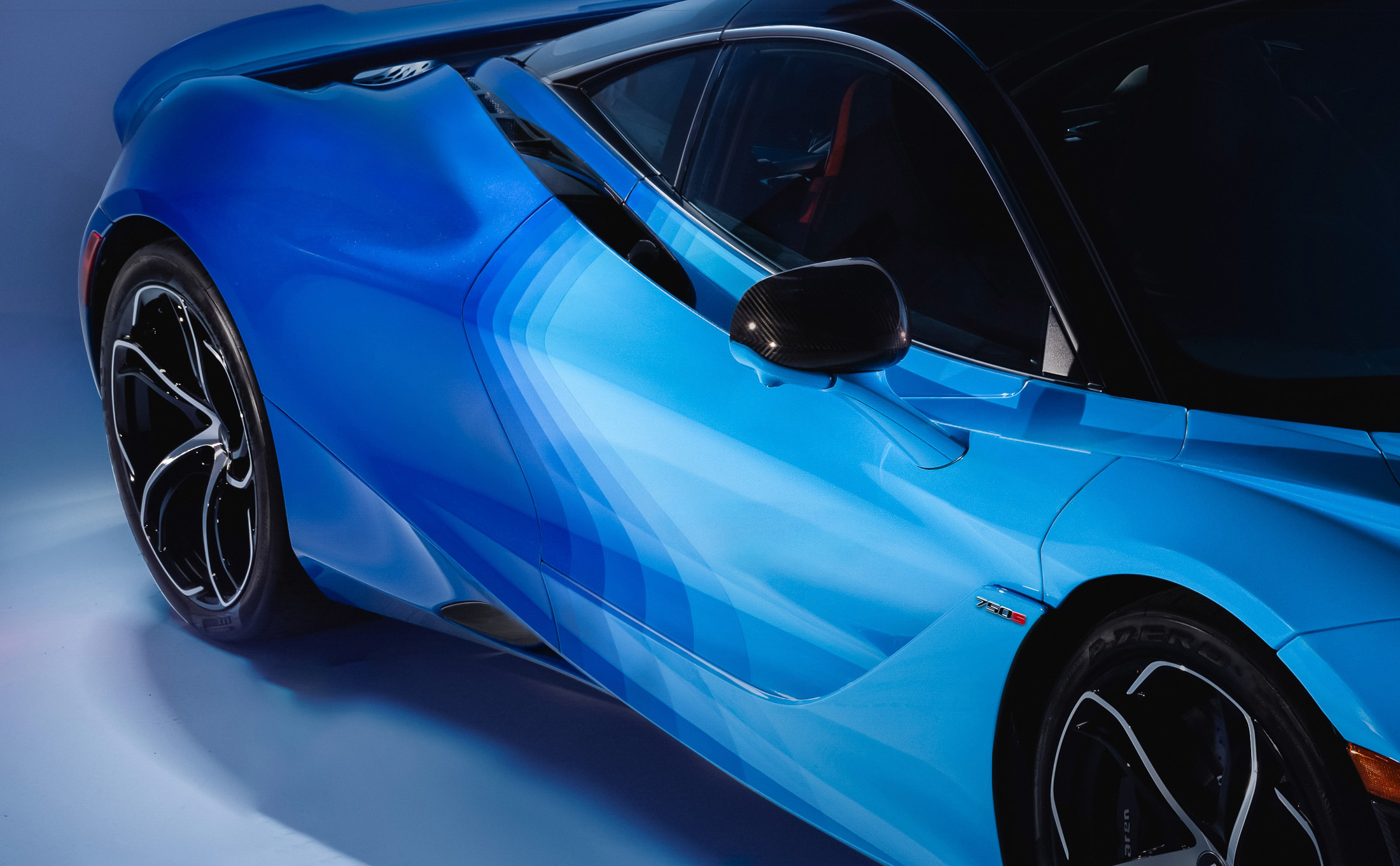 McLaren MSO 750S spectrum paint 00007