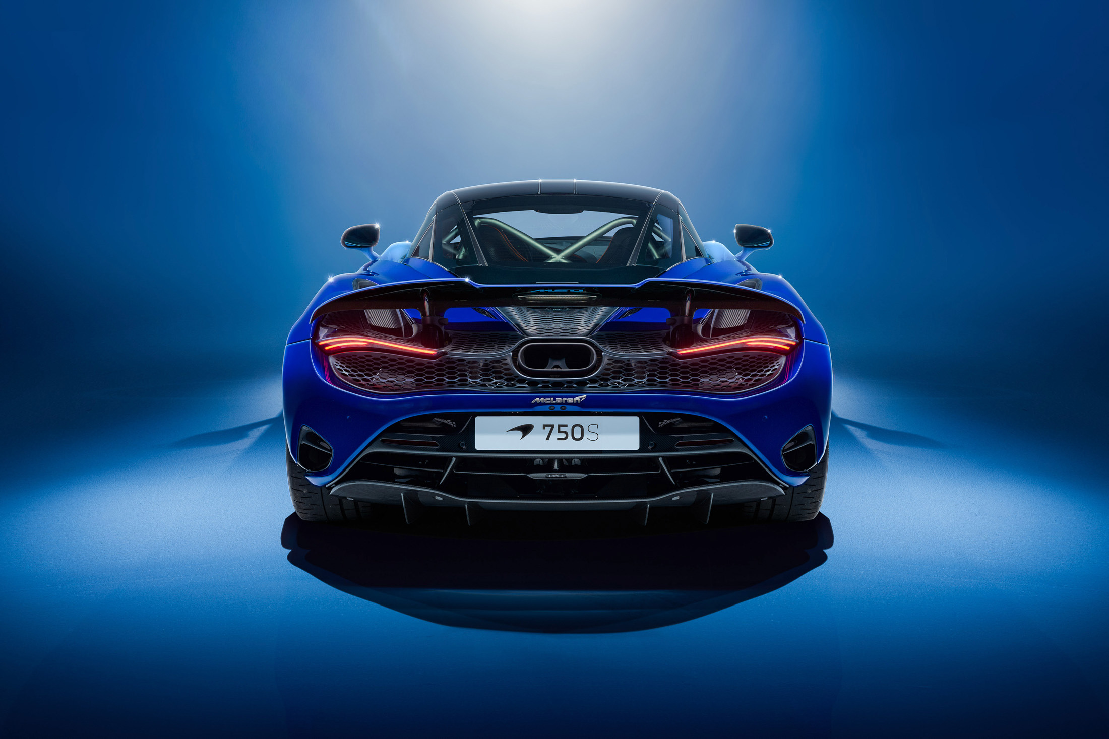 McLaren MSO 750S spectrum paint 00010