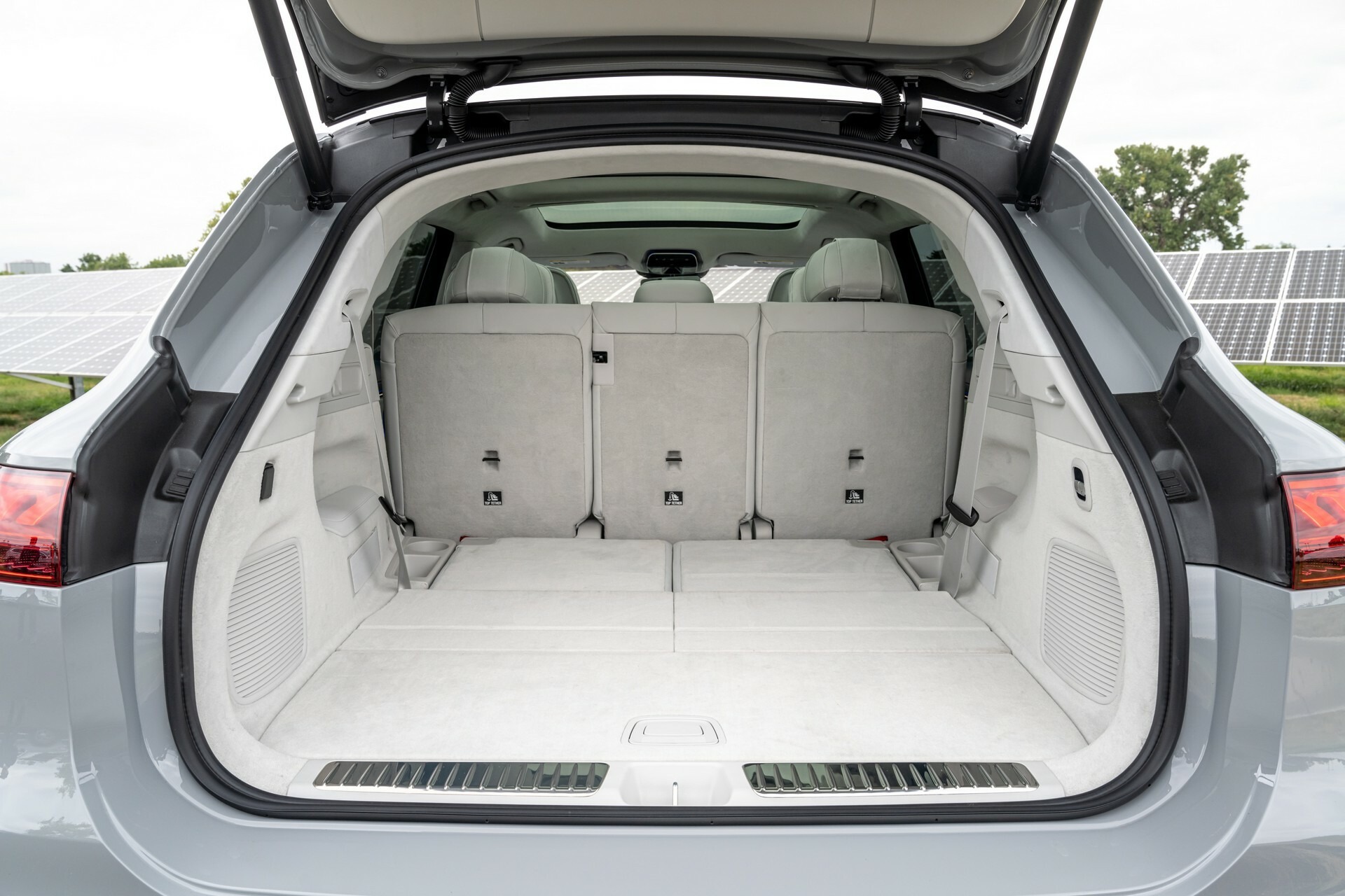 Mercedes EQS SUV - 6