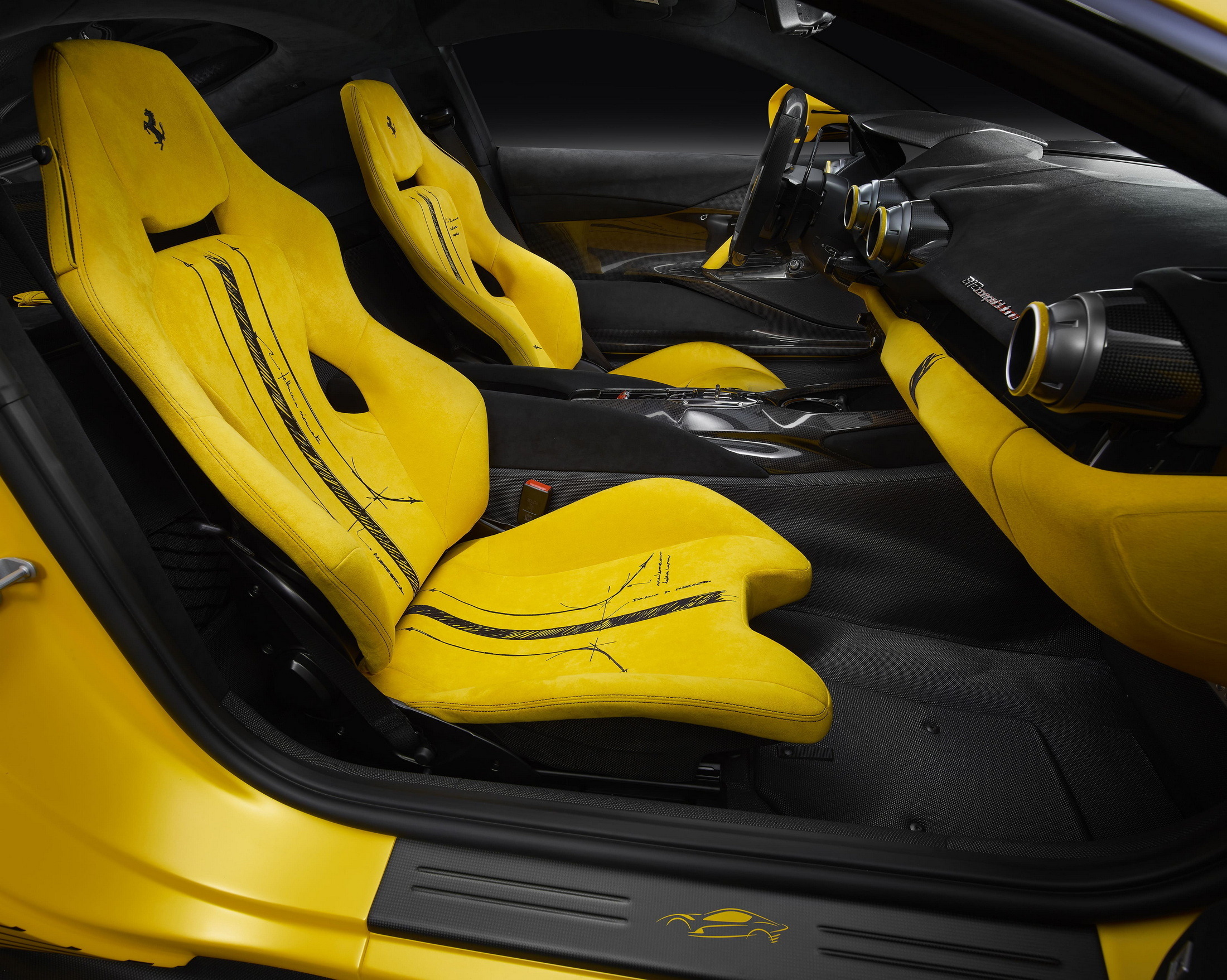 Ferrari-812-Competizione-Tailor-Made-Sketch-Car (20)