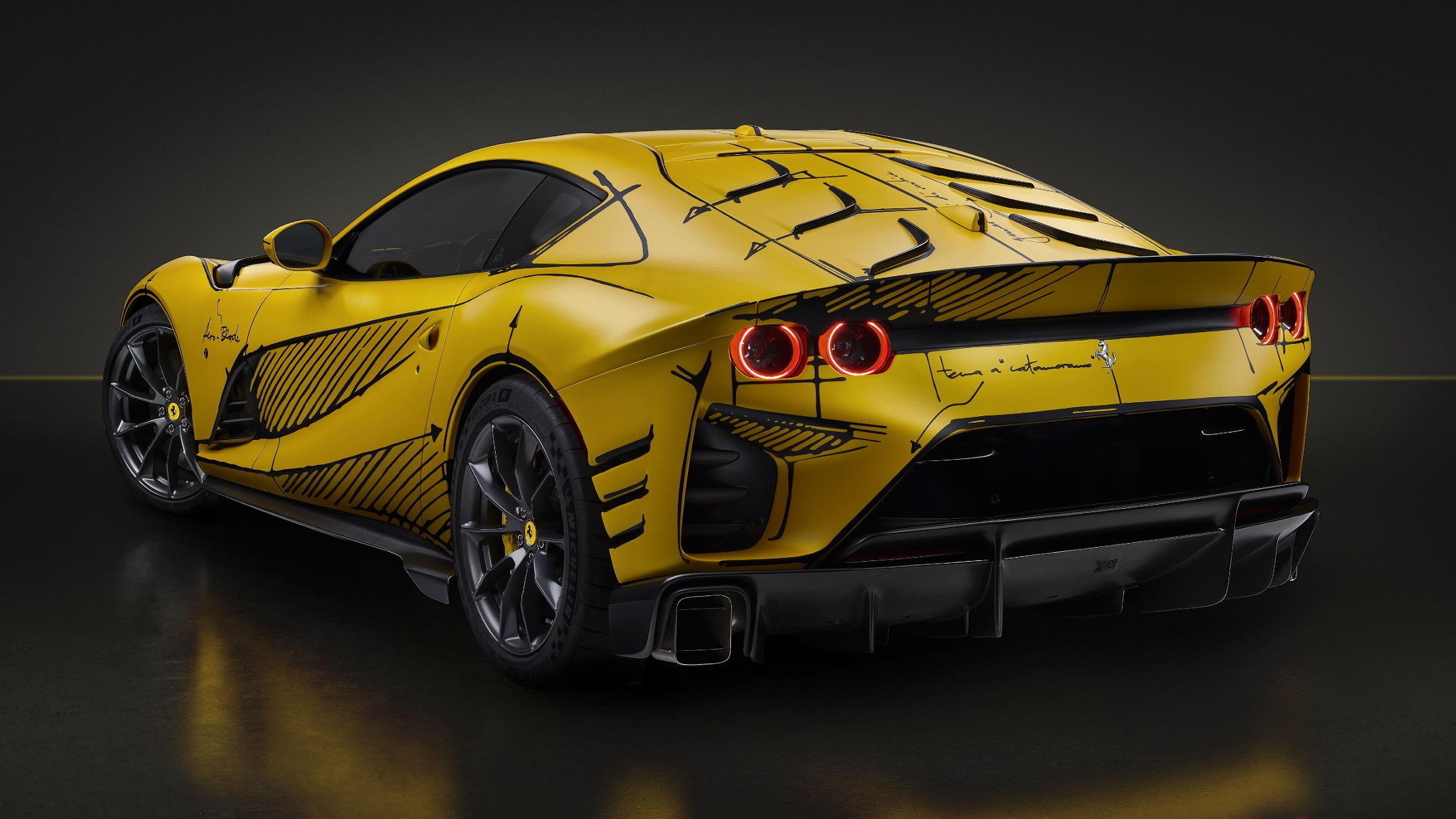 Ferrari-812-Competizione-Tailor-Made-Sketch-Car (2)s