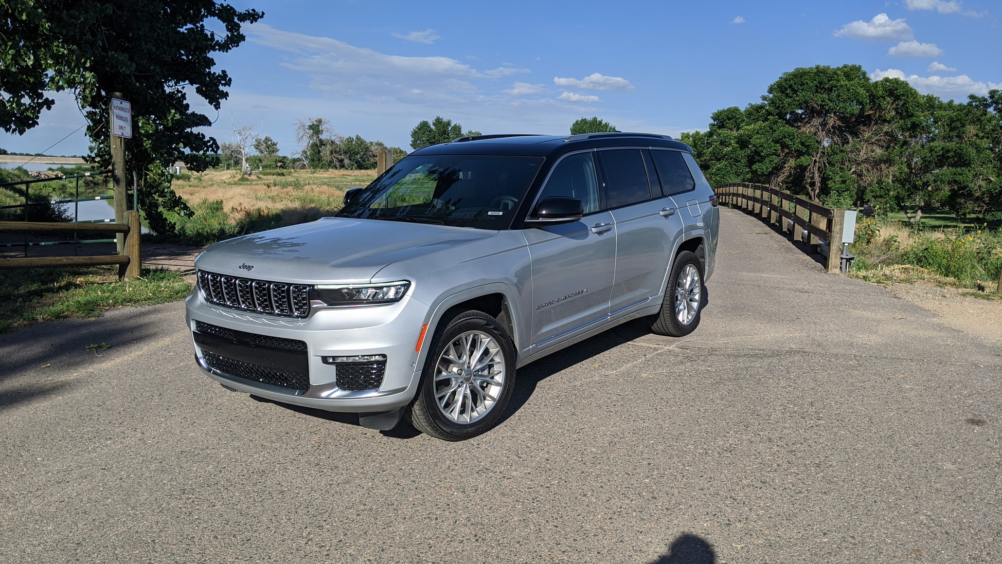 2023 Jeep Grand Cherokee L Stephen Rivers for Carscoops 1