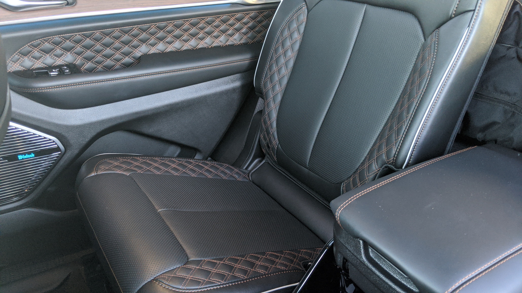 2023 Jeep Grand Cherokee L Stephen Rivers for Carscoops 31