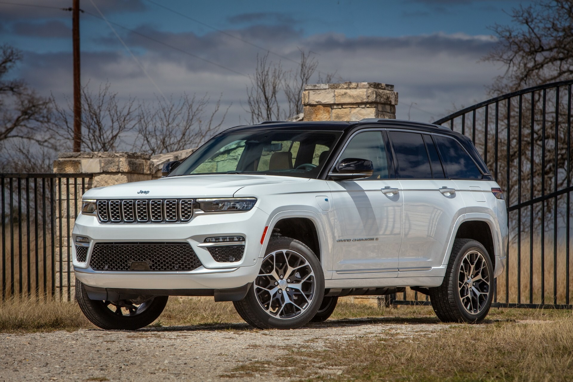 2024 Jeep Grand Cherokee 810 15
