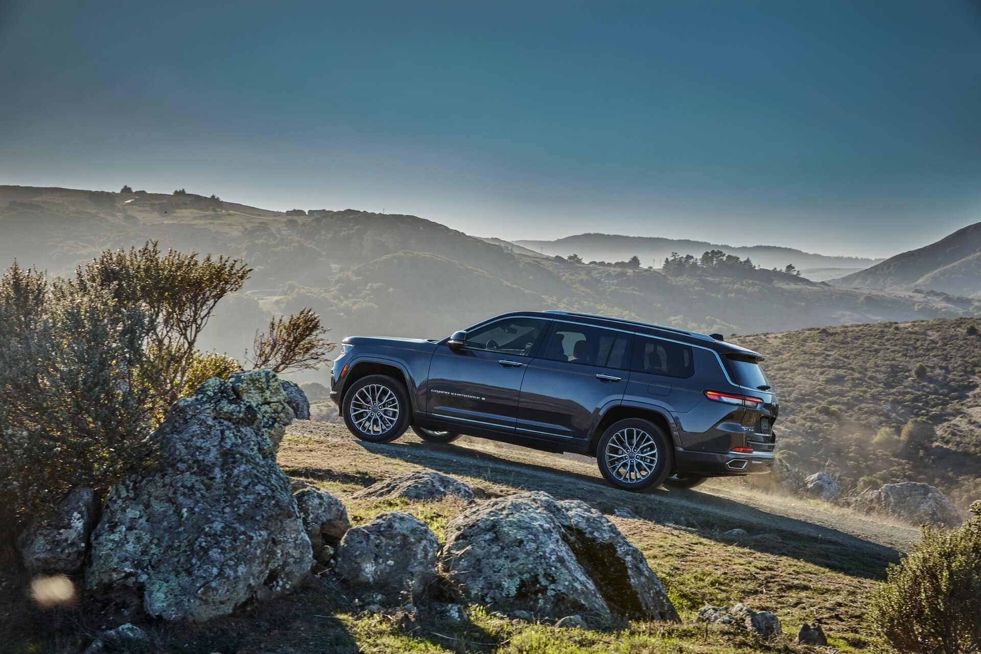 2024 Jeep Grand Cherokee 810 22