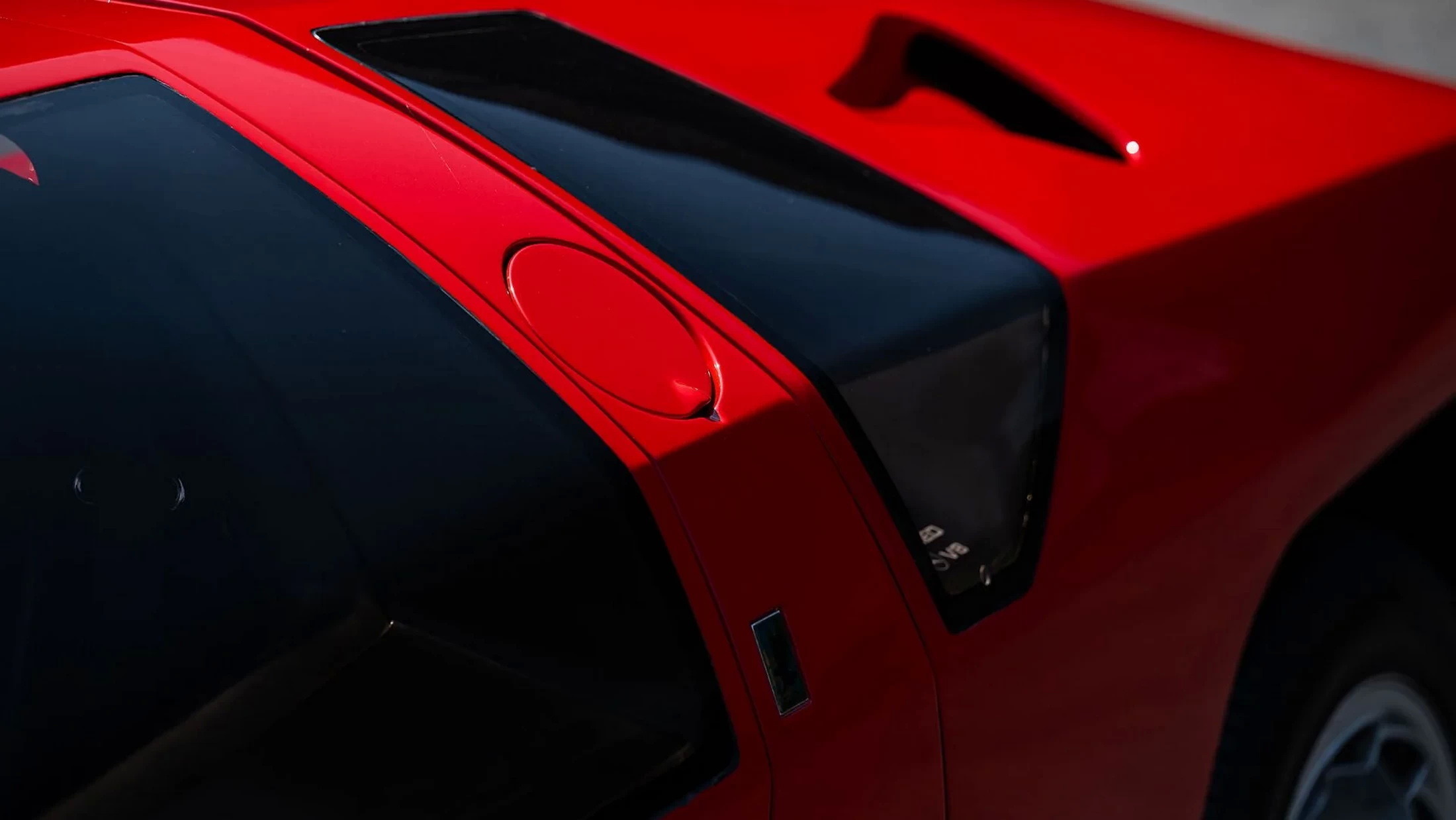 1992 Isdera Imperator 108i 19