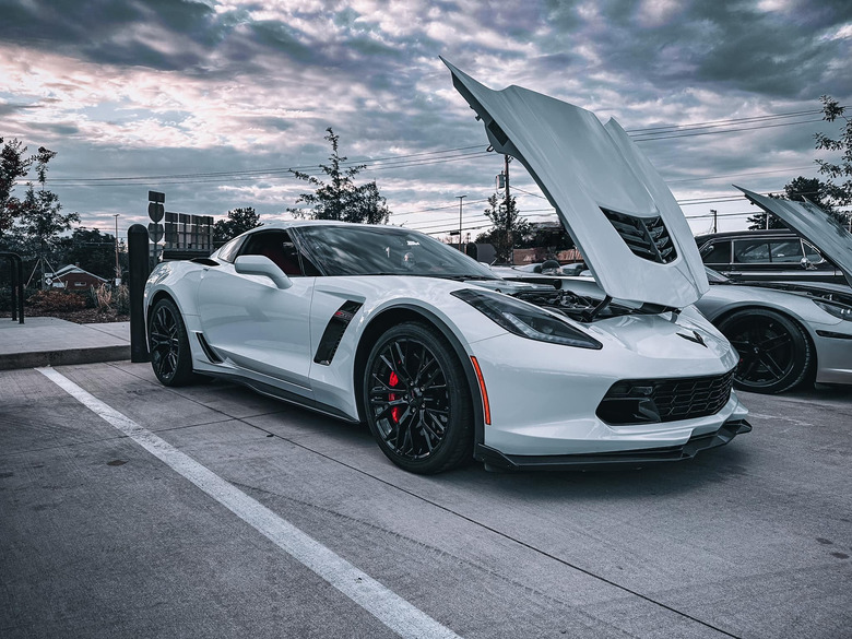 1Corvette Edit