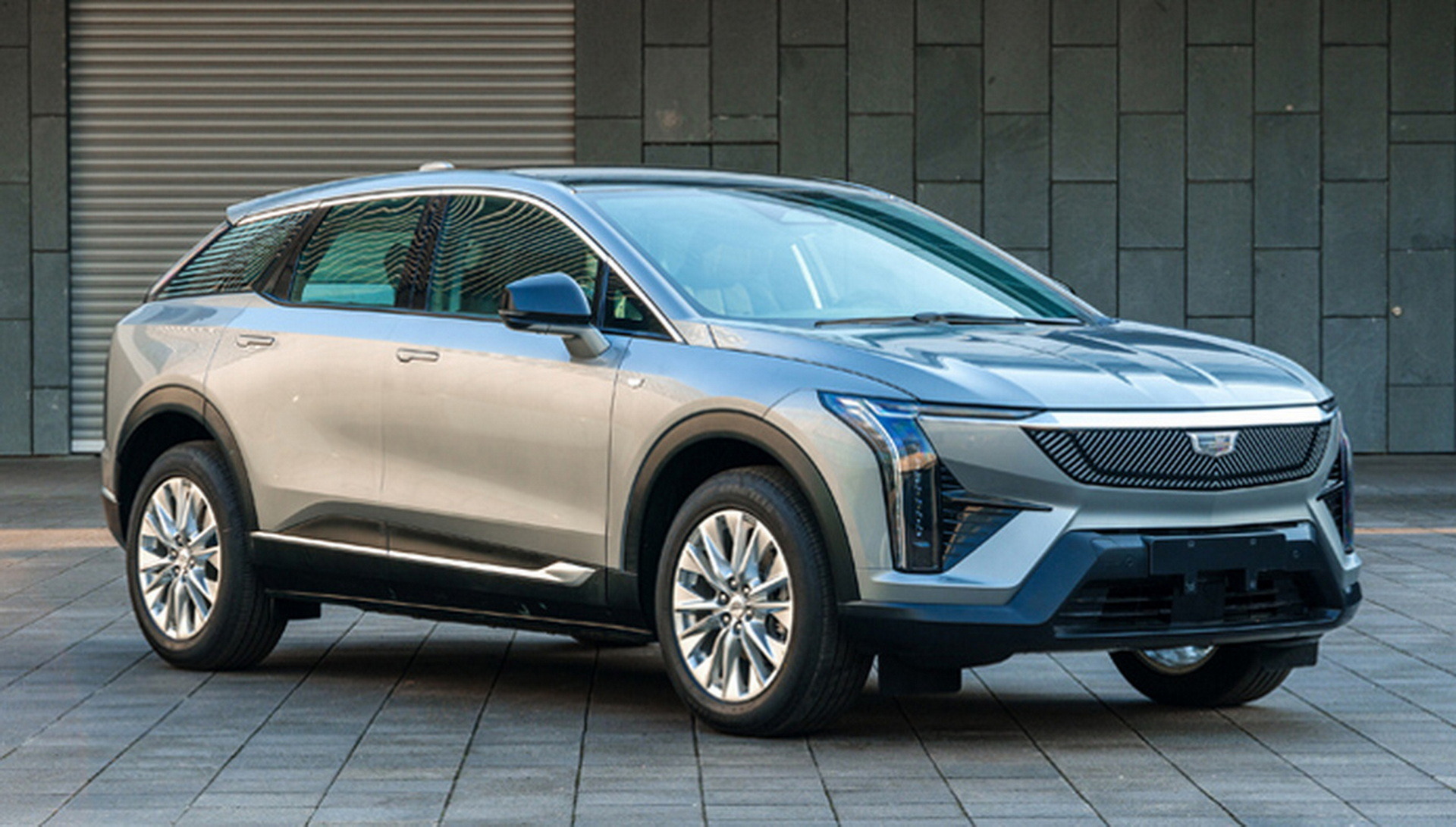 2024 Cadillac Optiq Electric SUV (2)