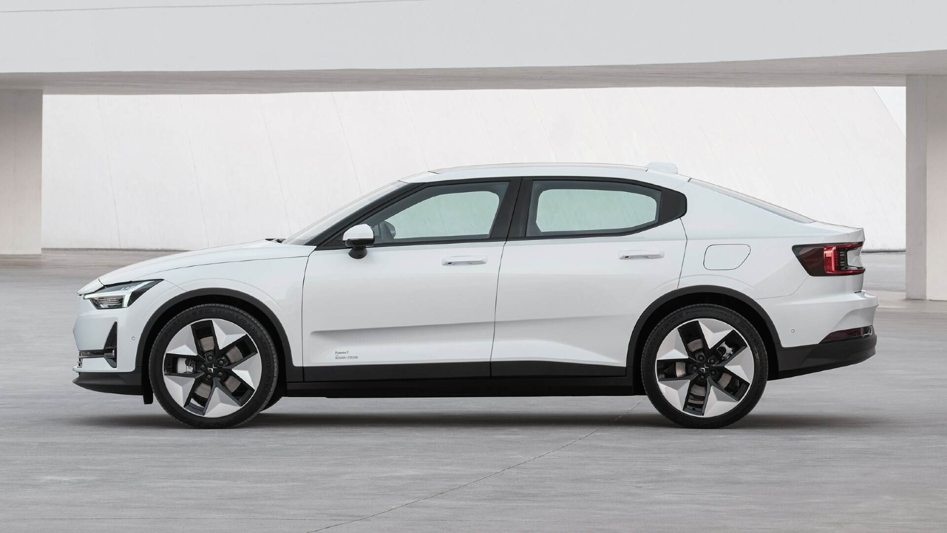 2024 Polestar 2 (6)s