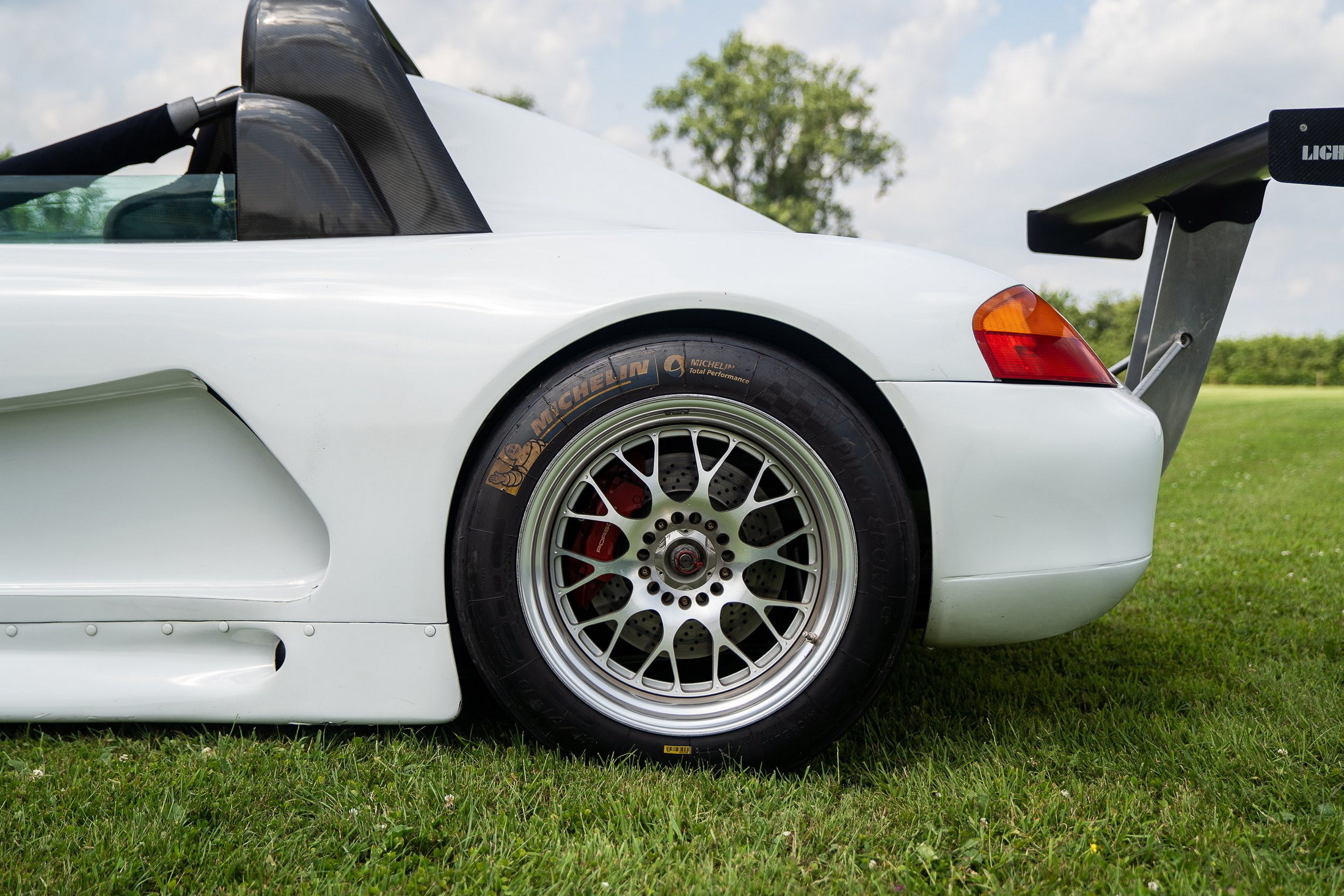 1997 Porsche Boxster ultra-light racing car (17)