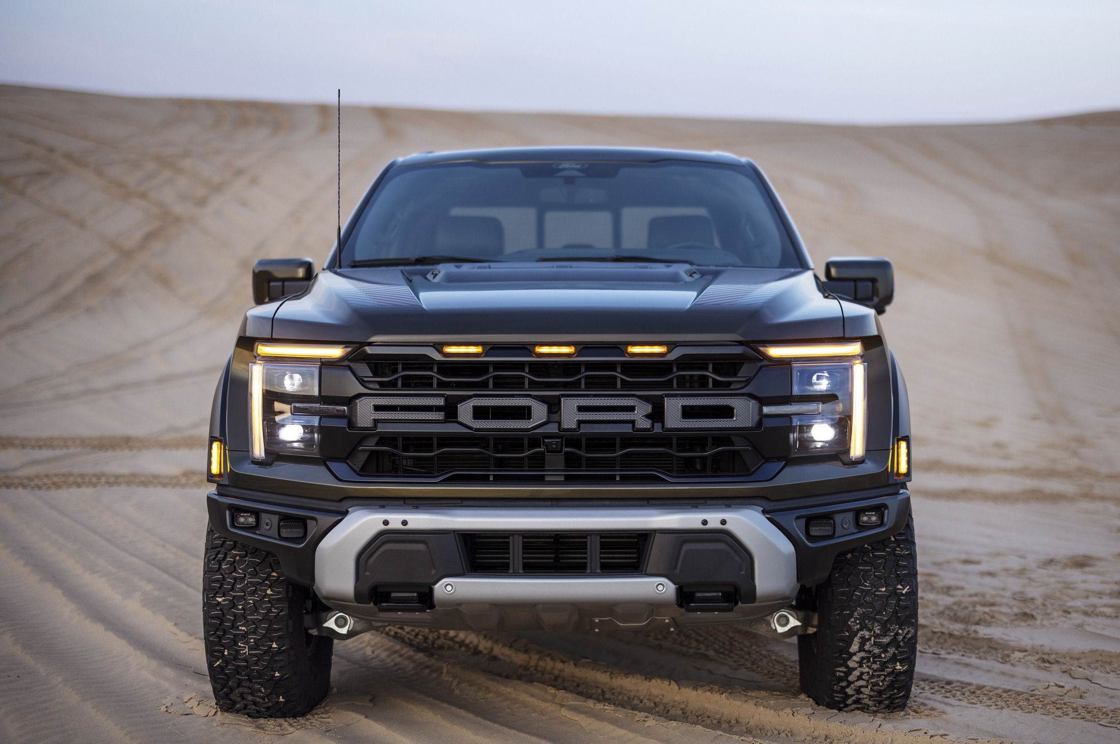 2024 Ford F-150 Raptor 11