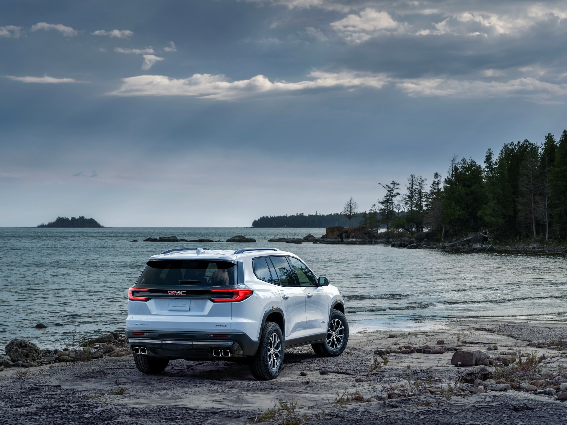 2024 GMC Acadia 911 4