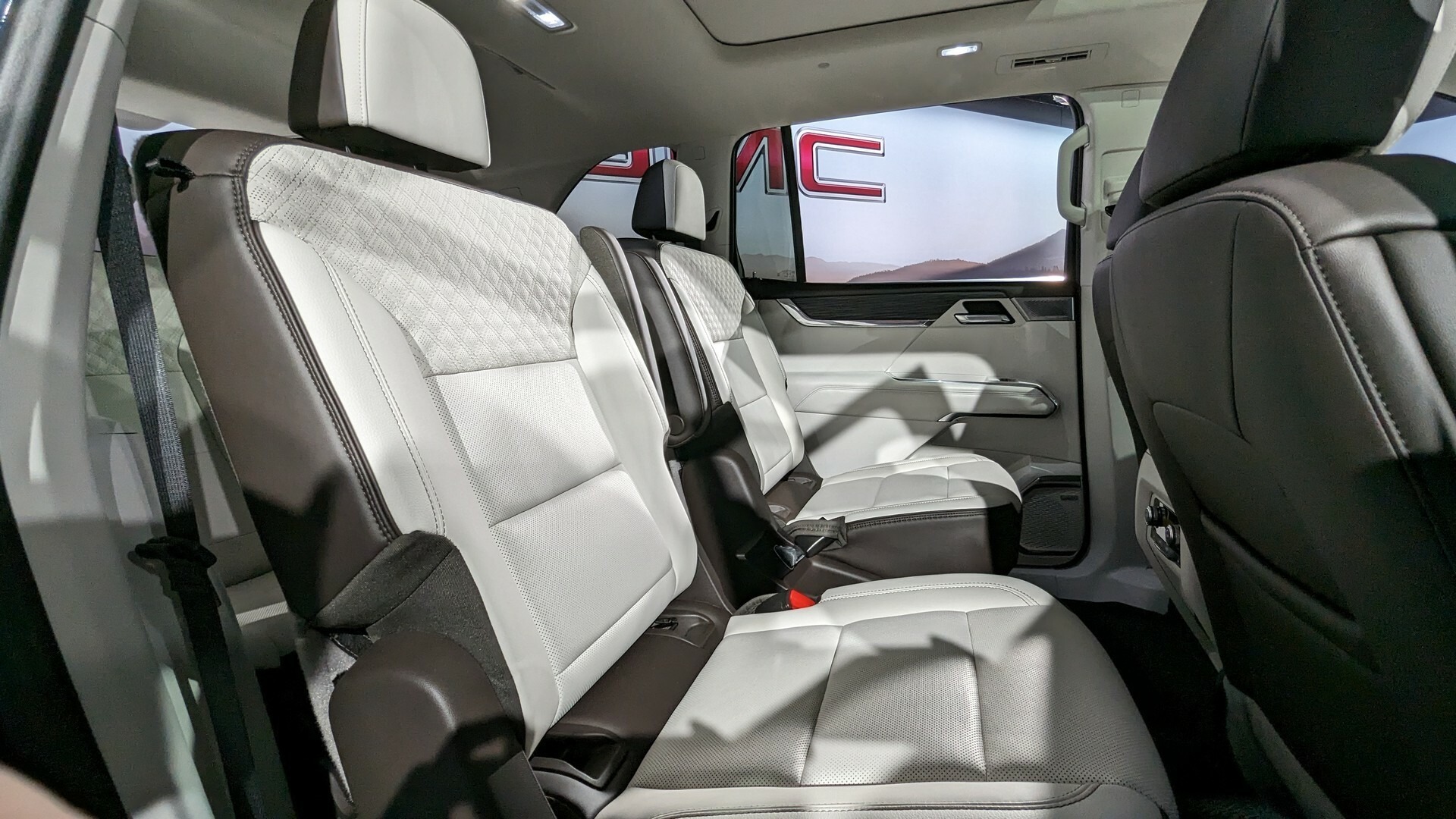 2024 GMC Acadia Denali MG CarScoops 911 10