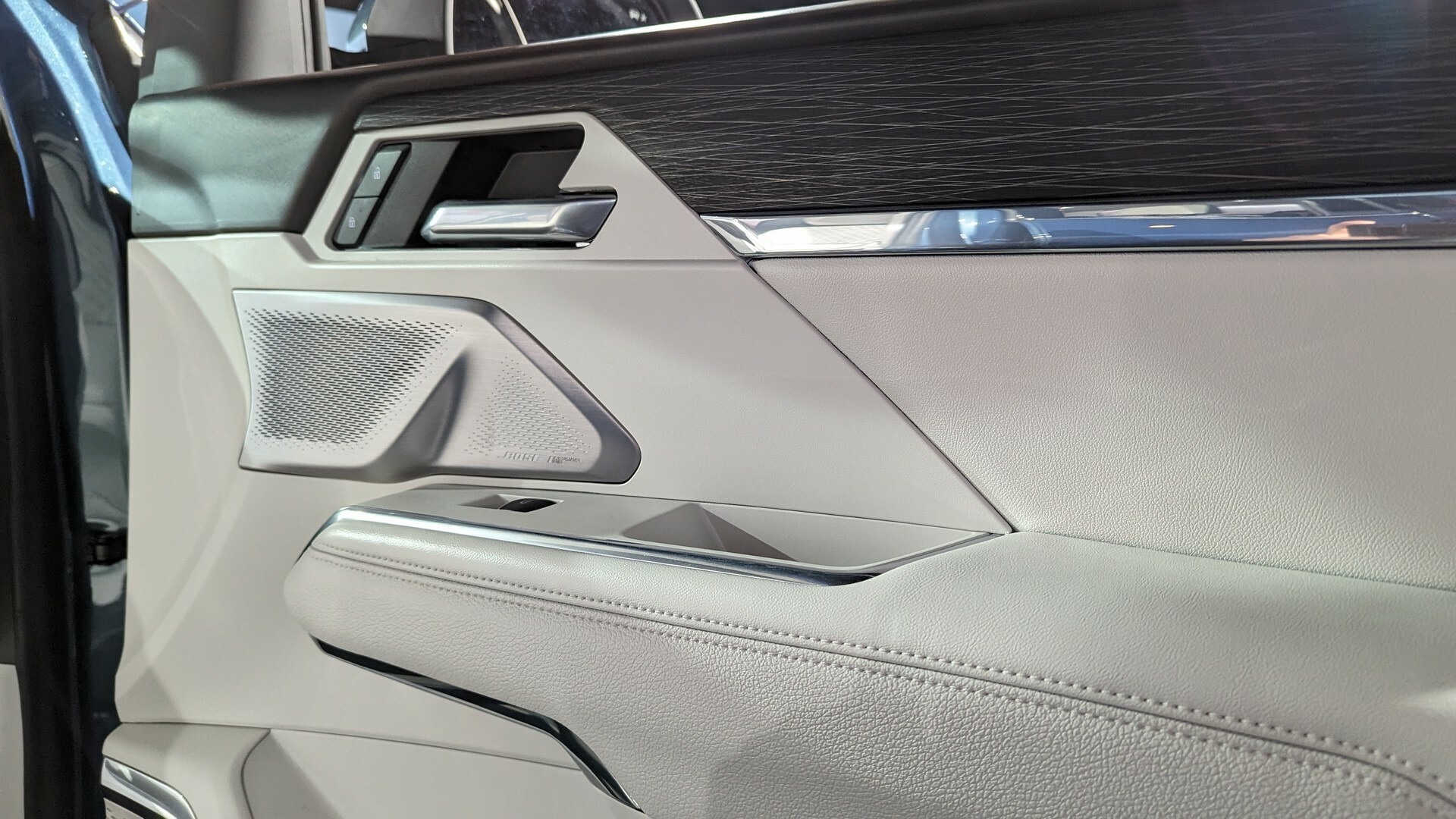 2024 GMC Acadia Denali MG CarScoops 911 15