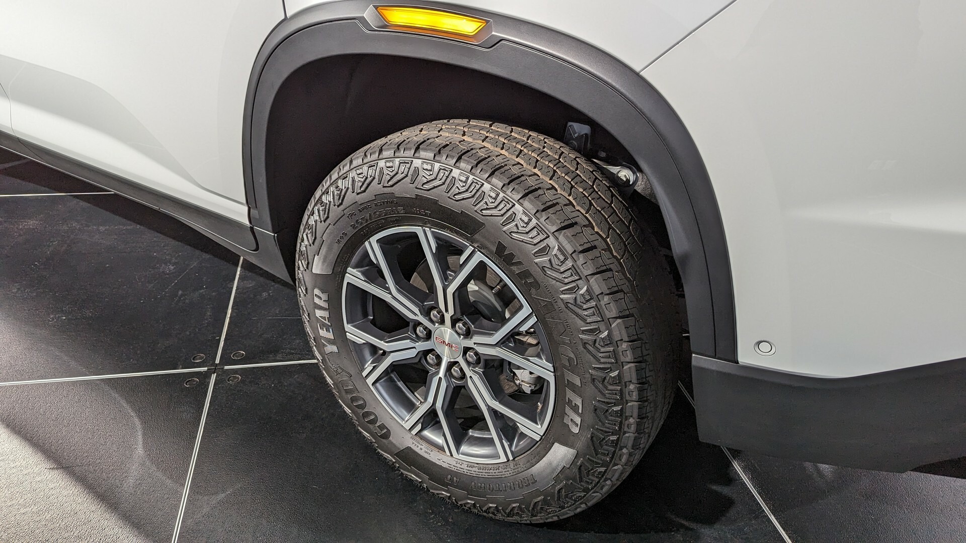 2024 GMC Acadia MG CarScoops 911 20