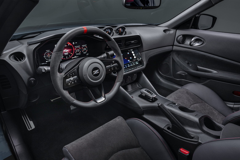 2024 Nissan Z NISMO 9