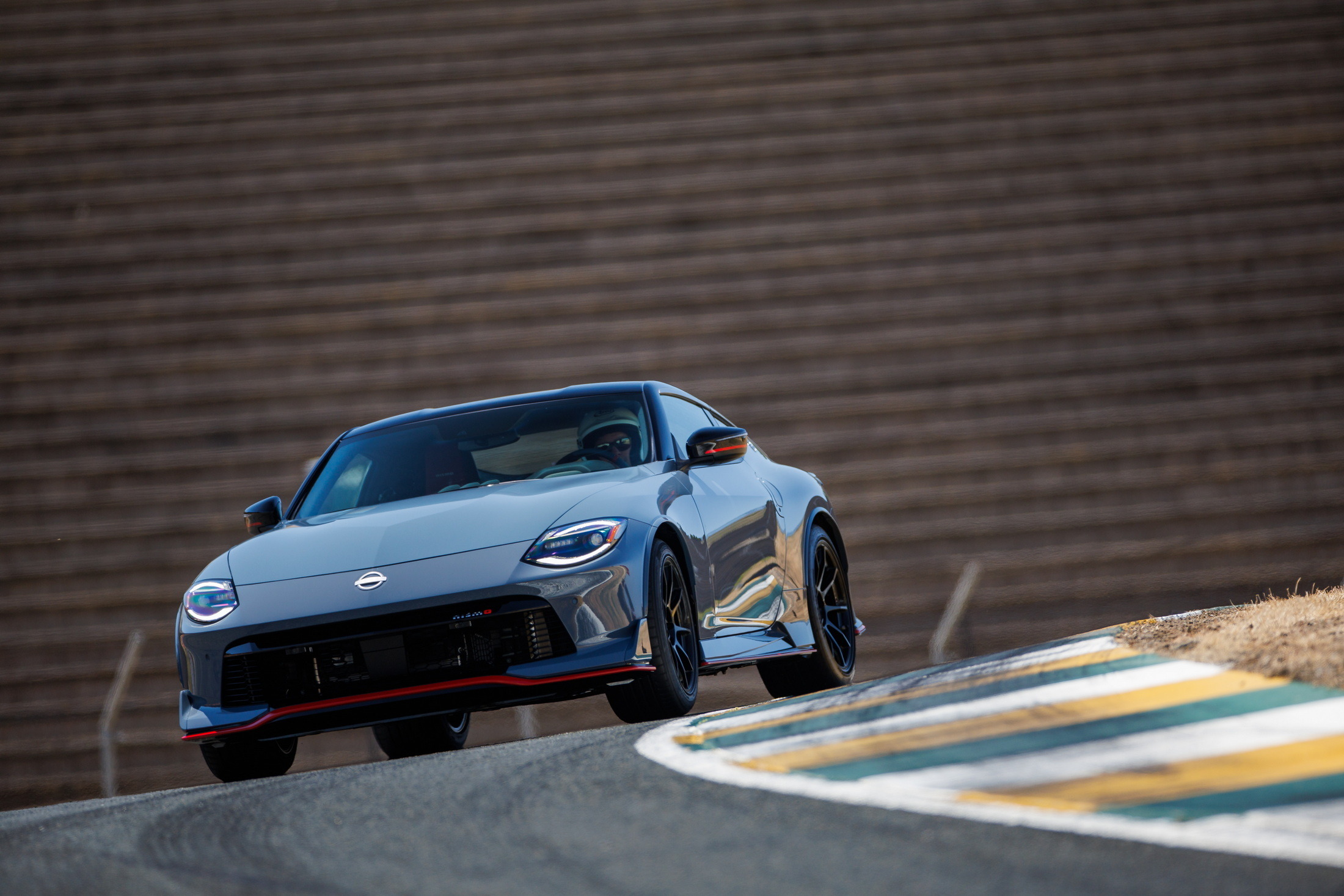 2024 Nissan Z NISMO 6