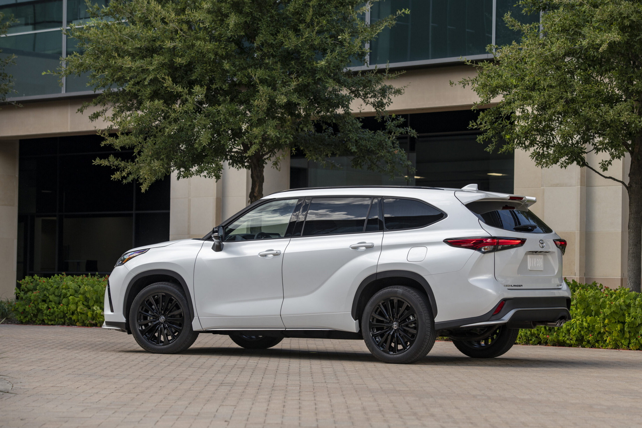 2024 Toyota Highlander 5