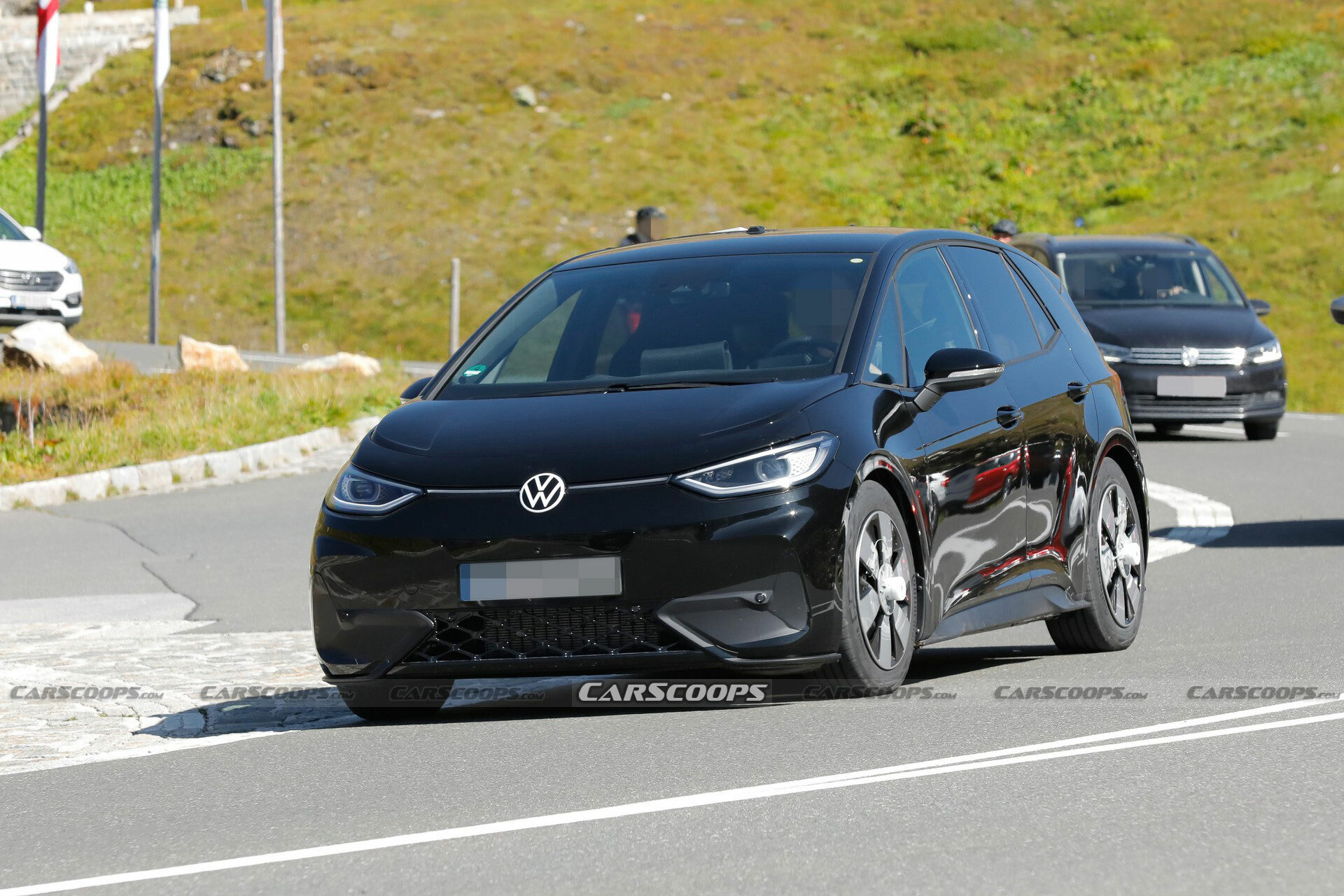 2024 VW ID.3 GTX CarScoops 906 10