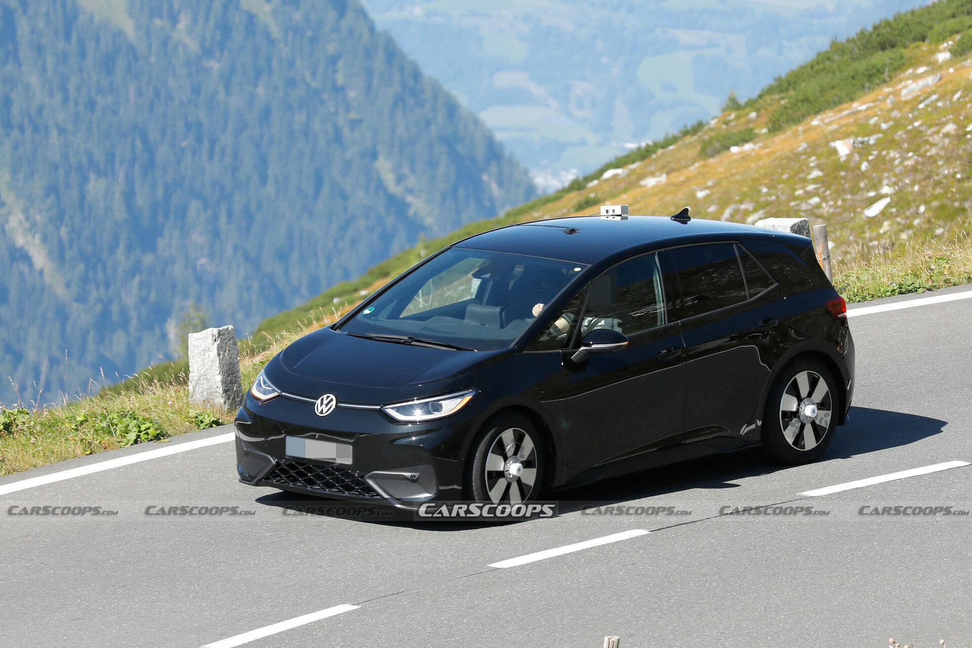 2024 VW ID.3 GTX CarScoops 906 18