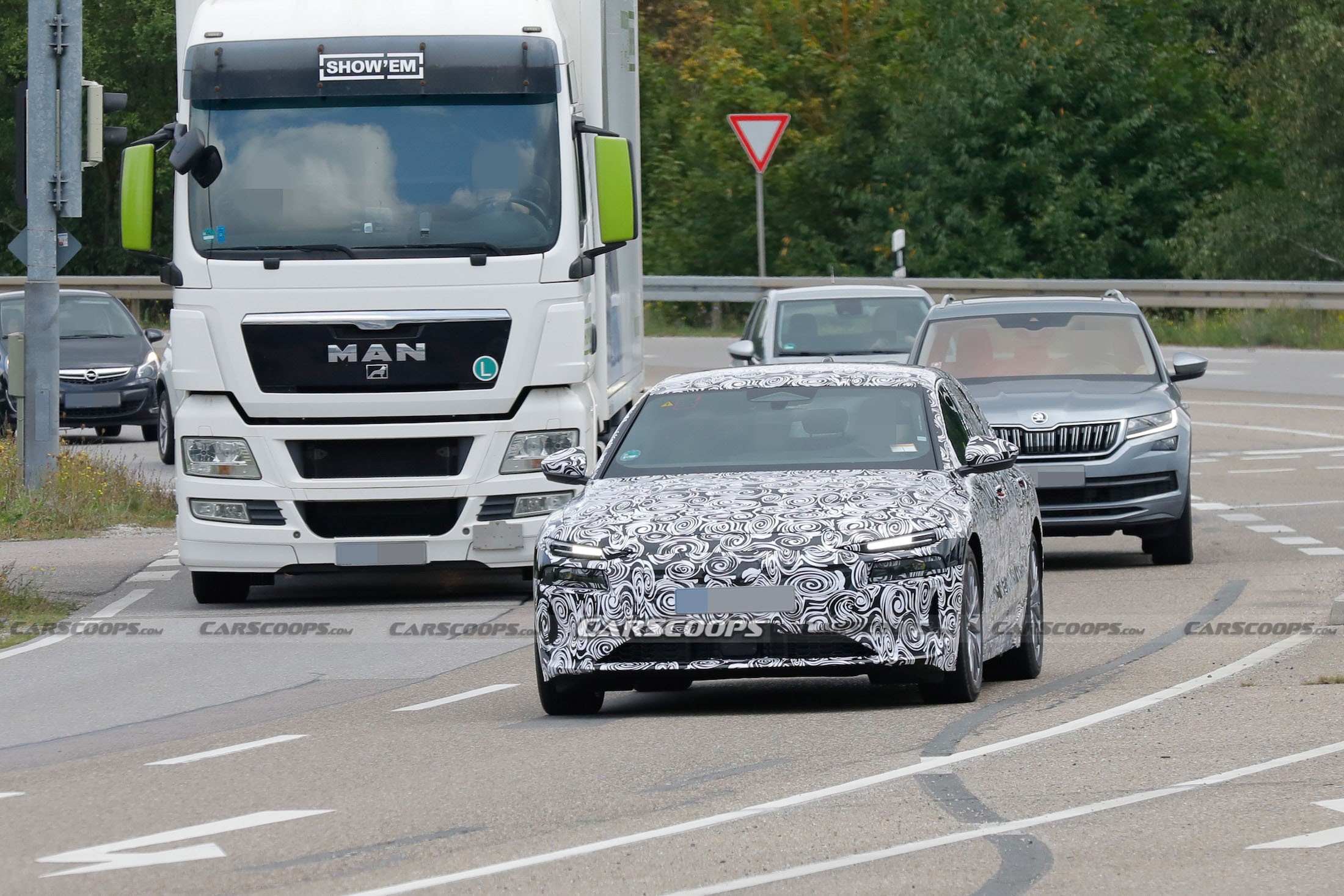 Audi A6 Avant e-tron scpy shots scoop 00001