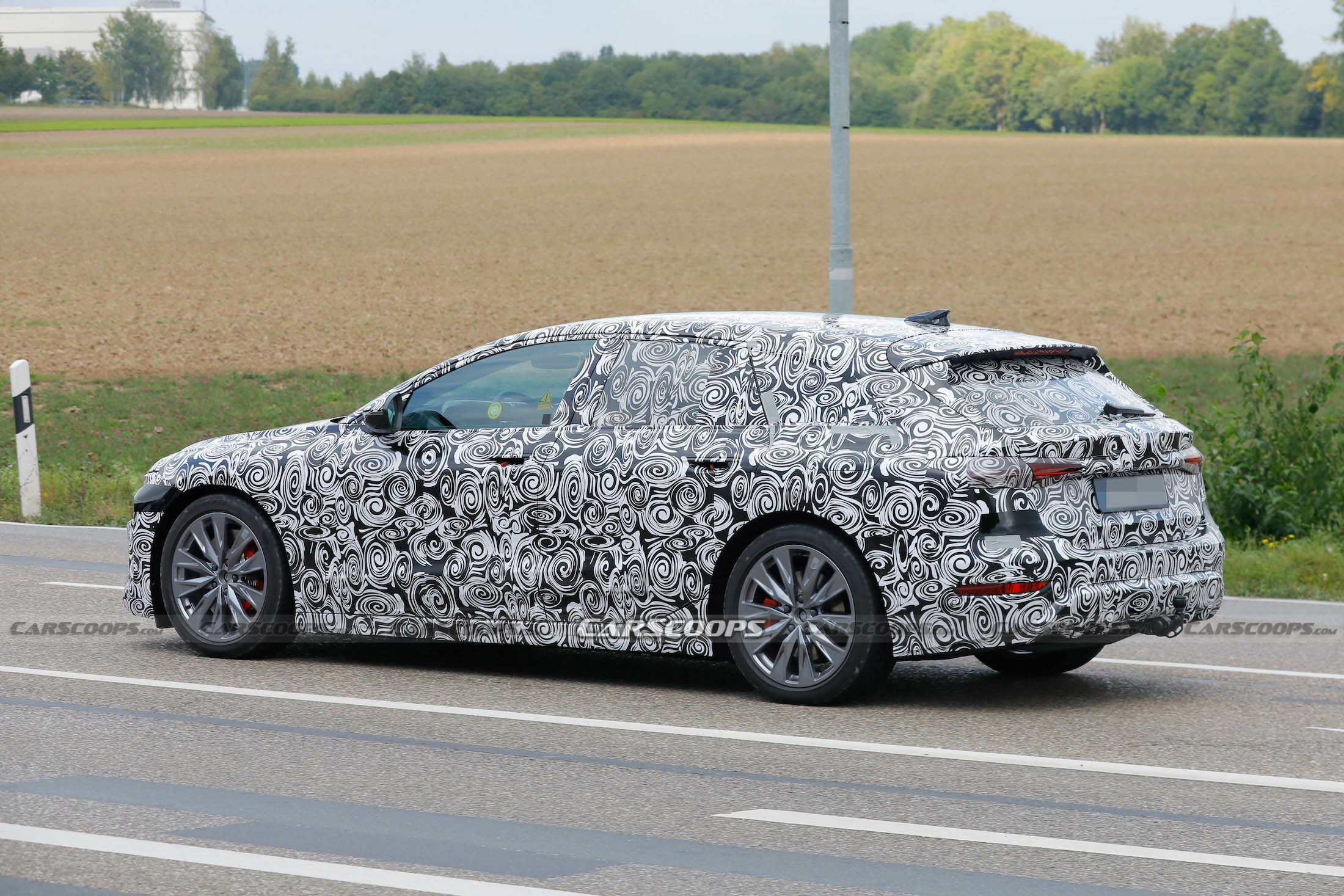 Audi A6 Avant e-tron scpy shots scoop 00008