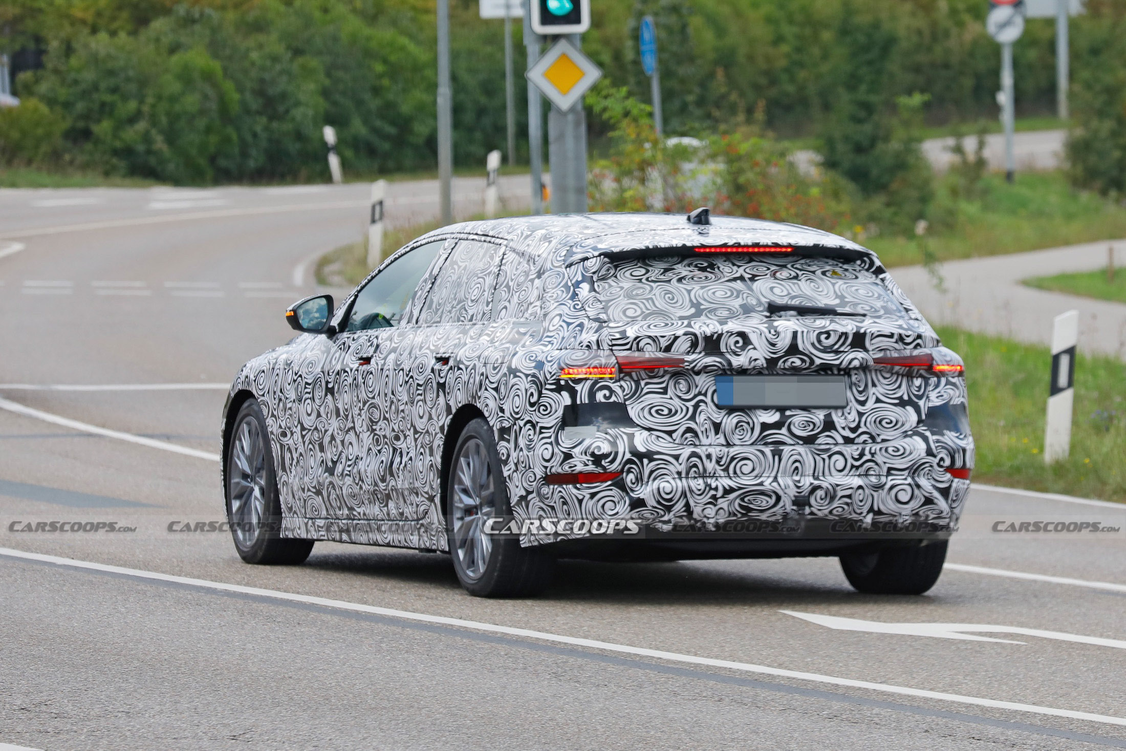 Audi A6 Avant e-tron scpy shots scoop 00011