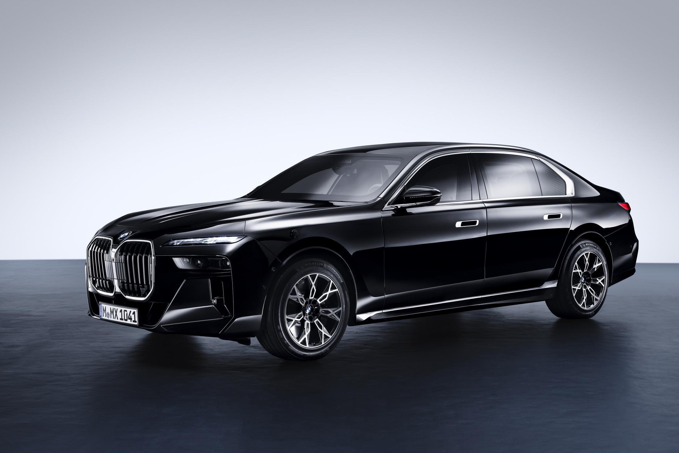 BMW 7 Series Protection (1)