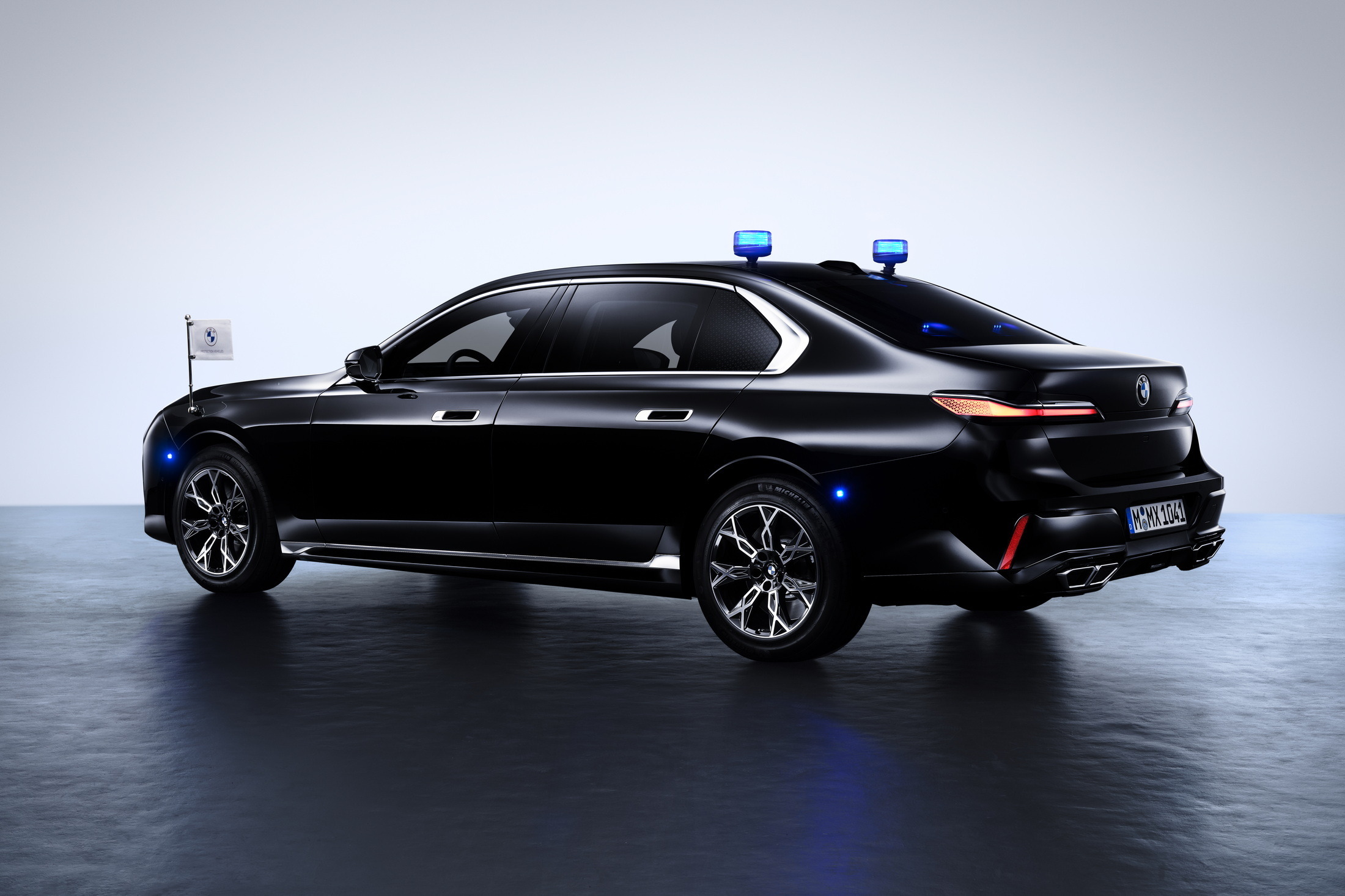 BMW 7 Series Protection (6)