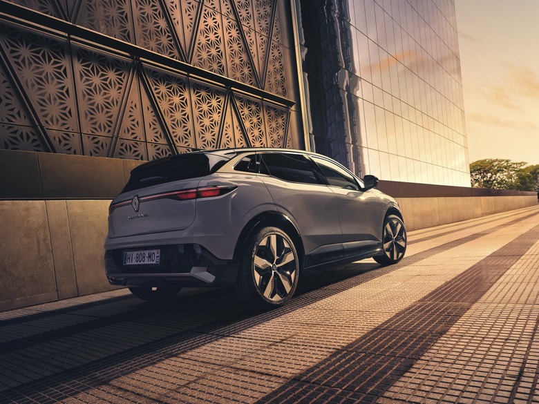 Renault Megane E-Tech - 11