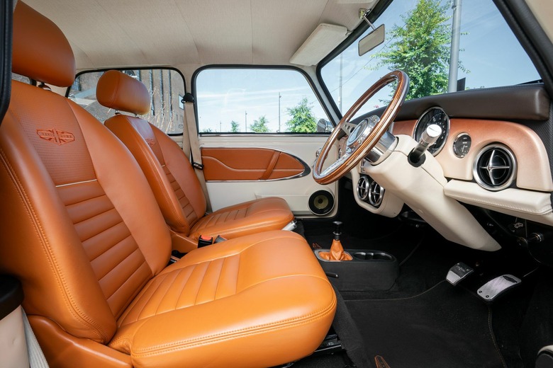 David Brown Automotive Mini eMastered - 31