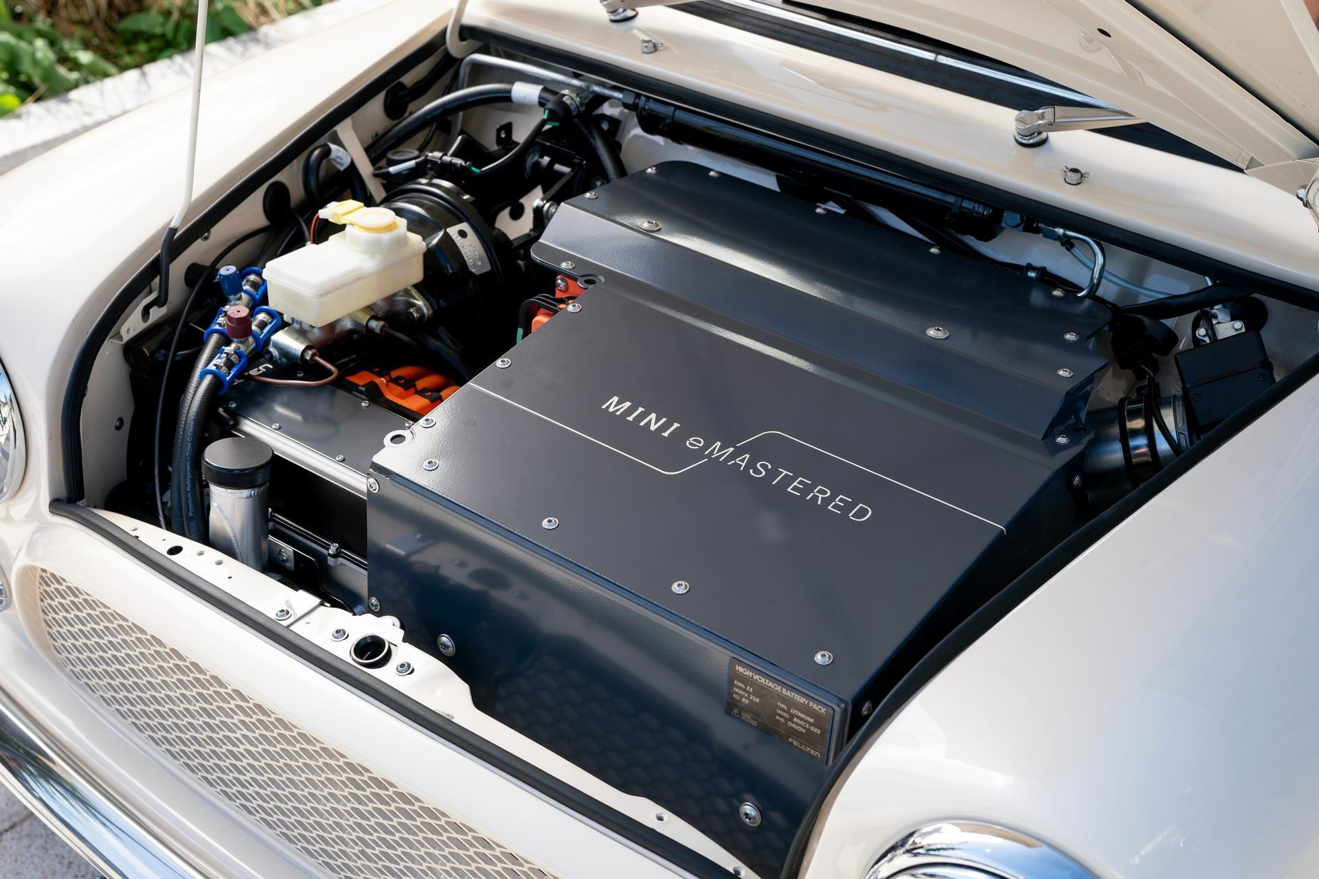 David Brown Automotive Mini eMastered - 30
