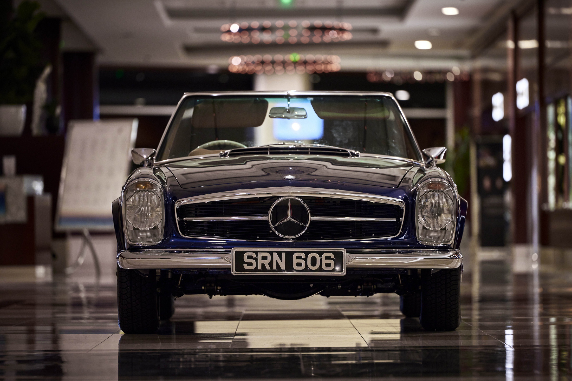 Everrati Mercedes-Benz SL Pagoda (2)