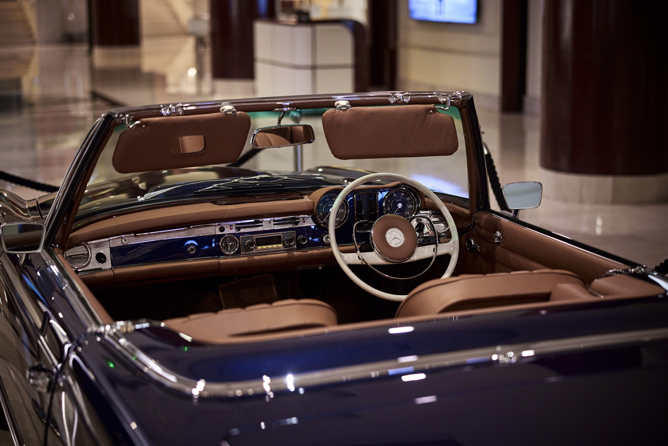 Everrati Mercedes-Benz SL Pagoda (3)