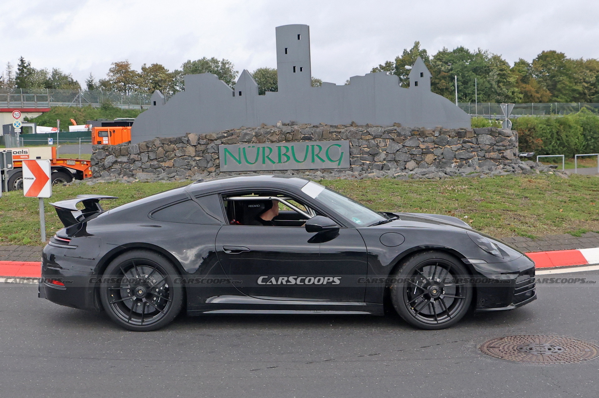 2024 Porsche 911 GTS Aero - 10