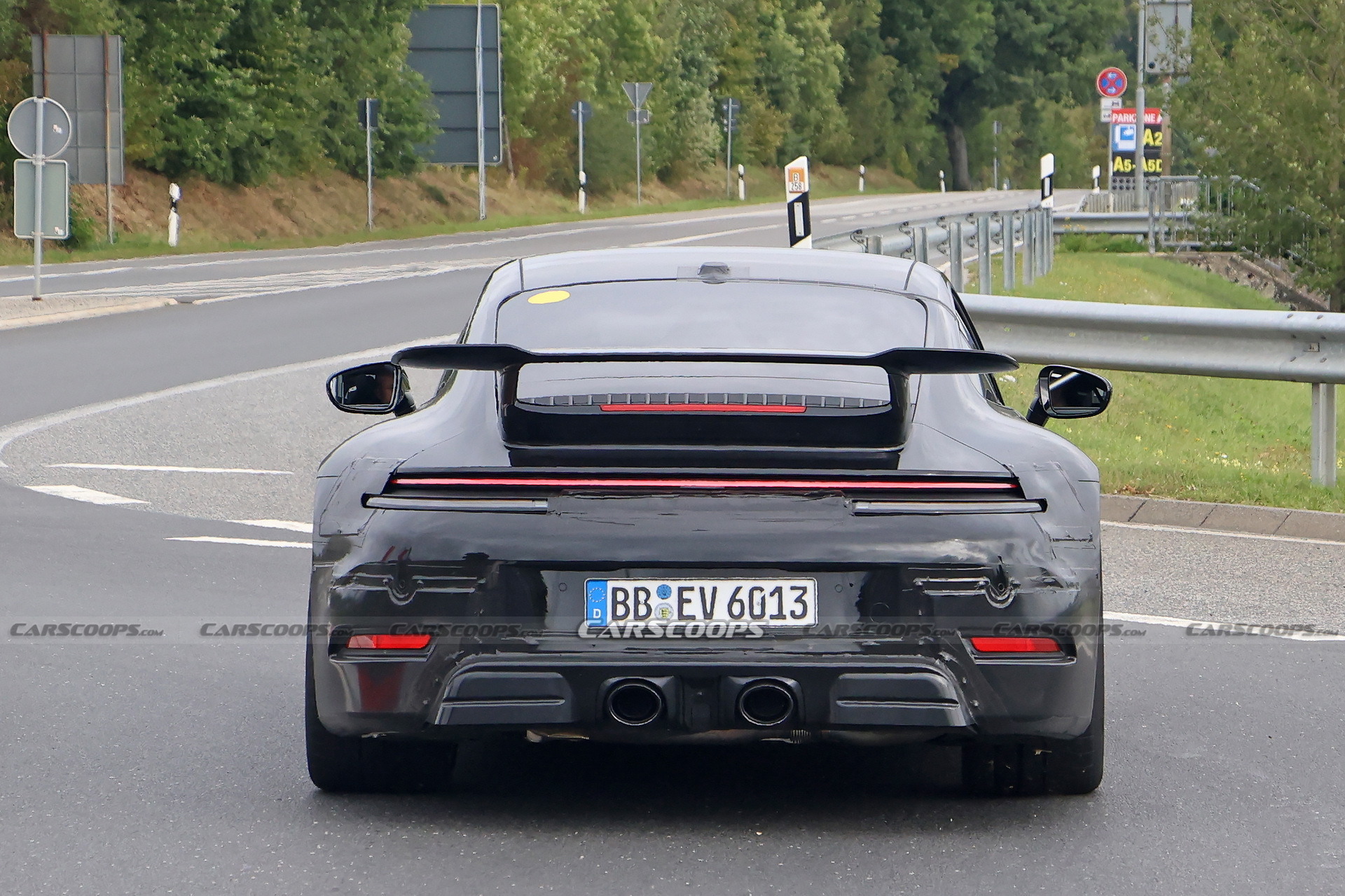 2024 Porsche 911 GTS Aero - 15