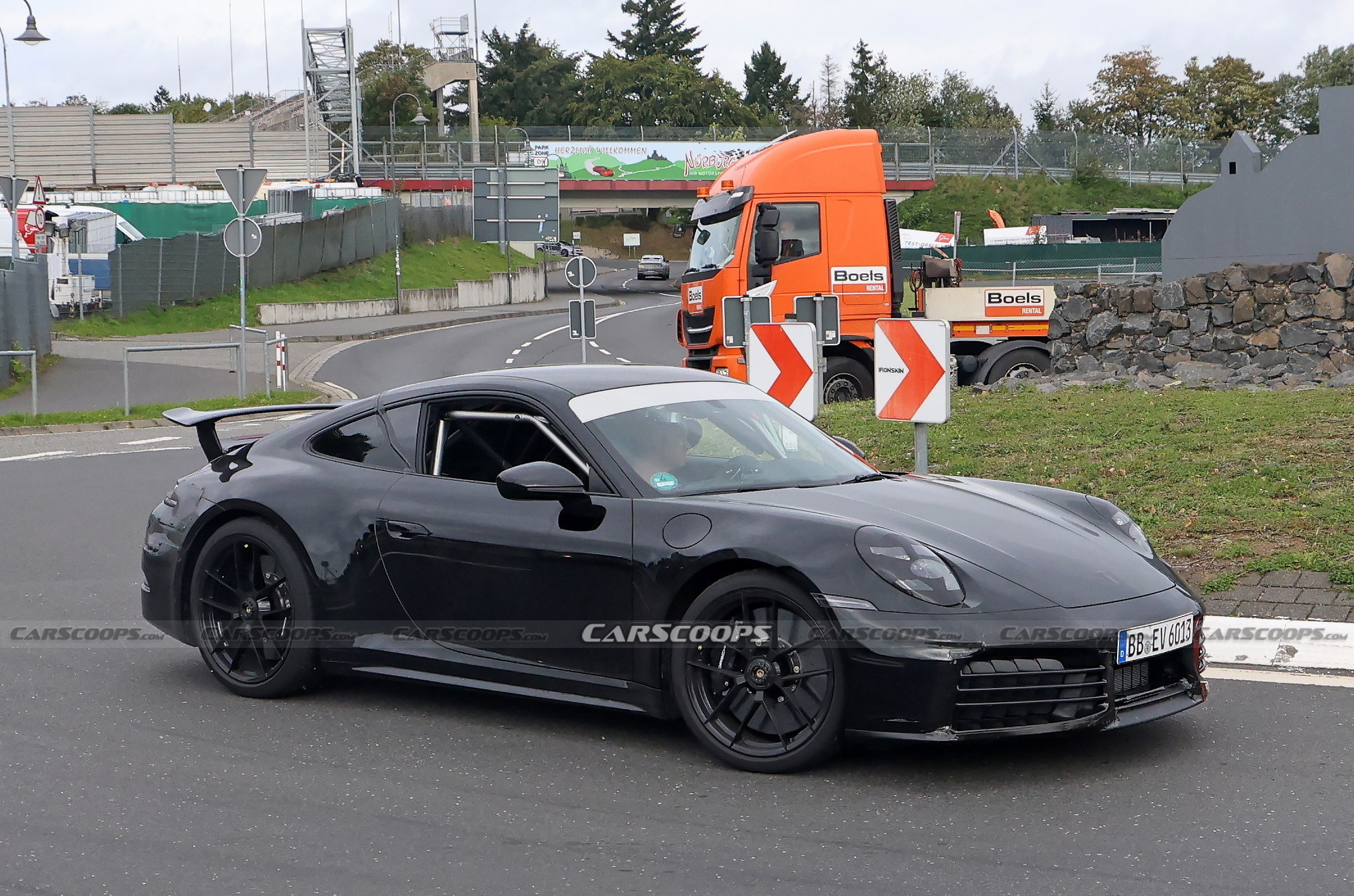 2024 Porsche 911 GTS Aero - 9