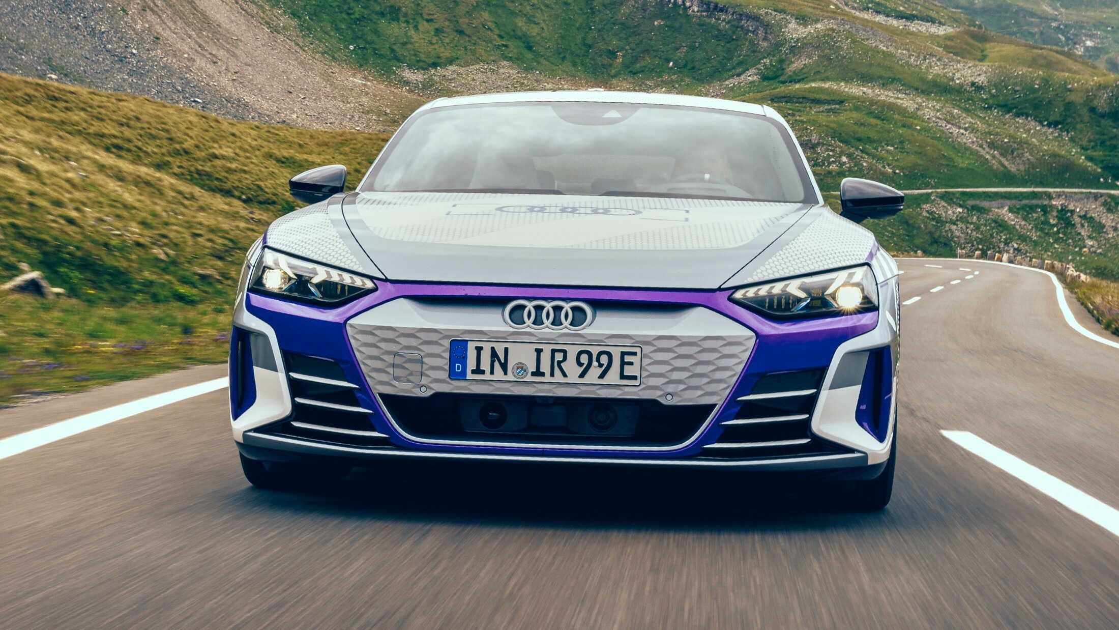 Audi RS e-tron GT Ice Race Edition (2)s