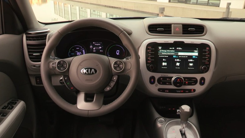 2016-Kia-Soul-EV-19.jpg