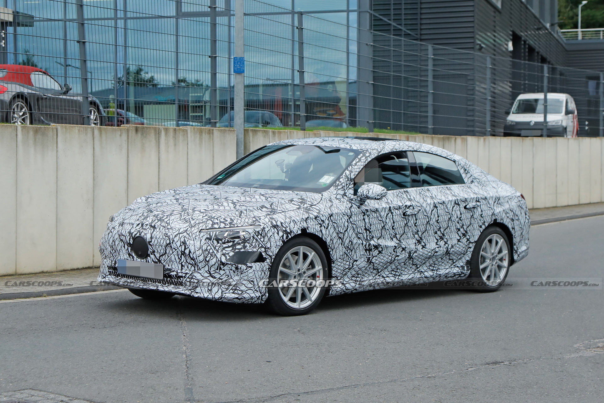 Mercedes-Benz CLA EV - 6