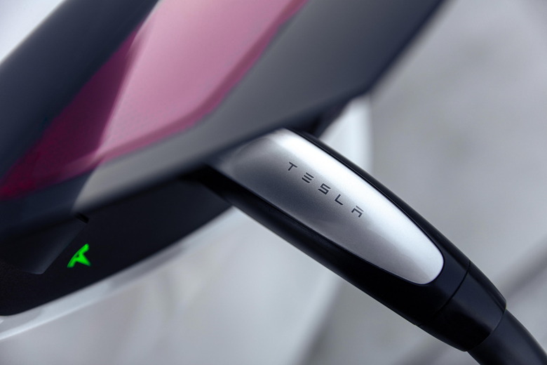 2022 Tesla Supercharger 1
