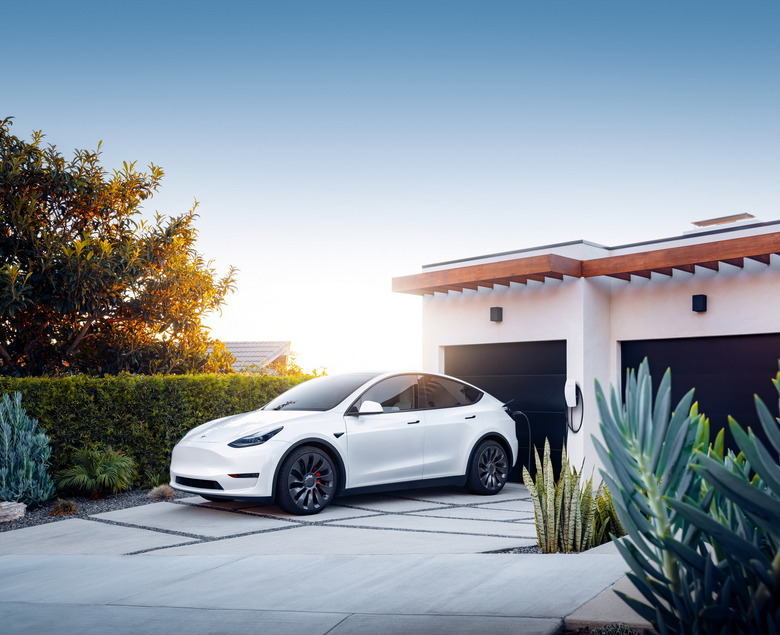 2023 Tesla Model Y home charging