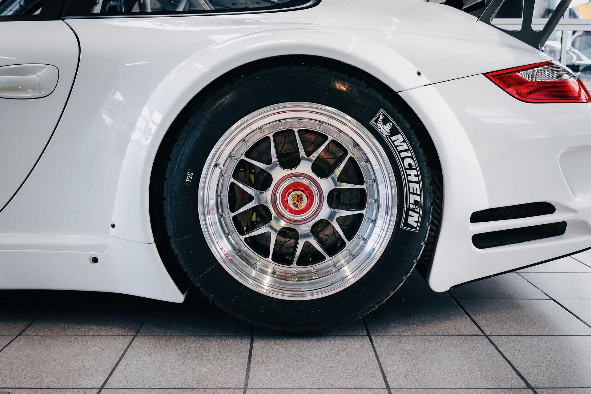 2008 Porsche 911 GT3 RSR - 17