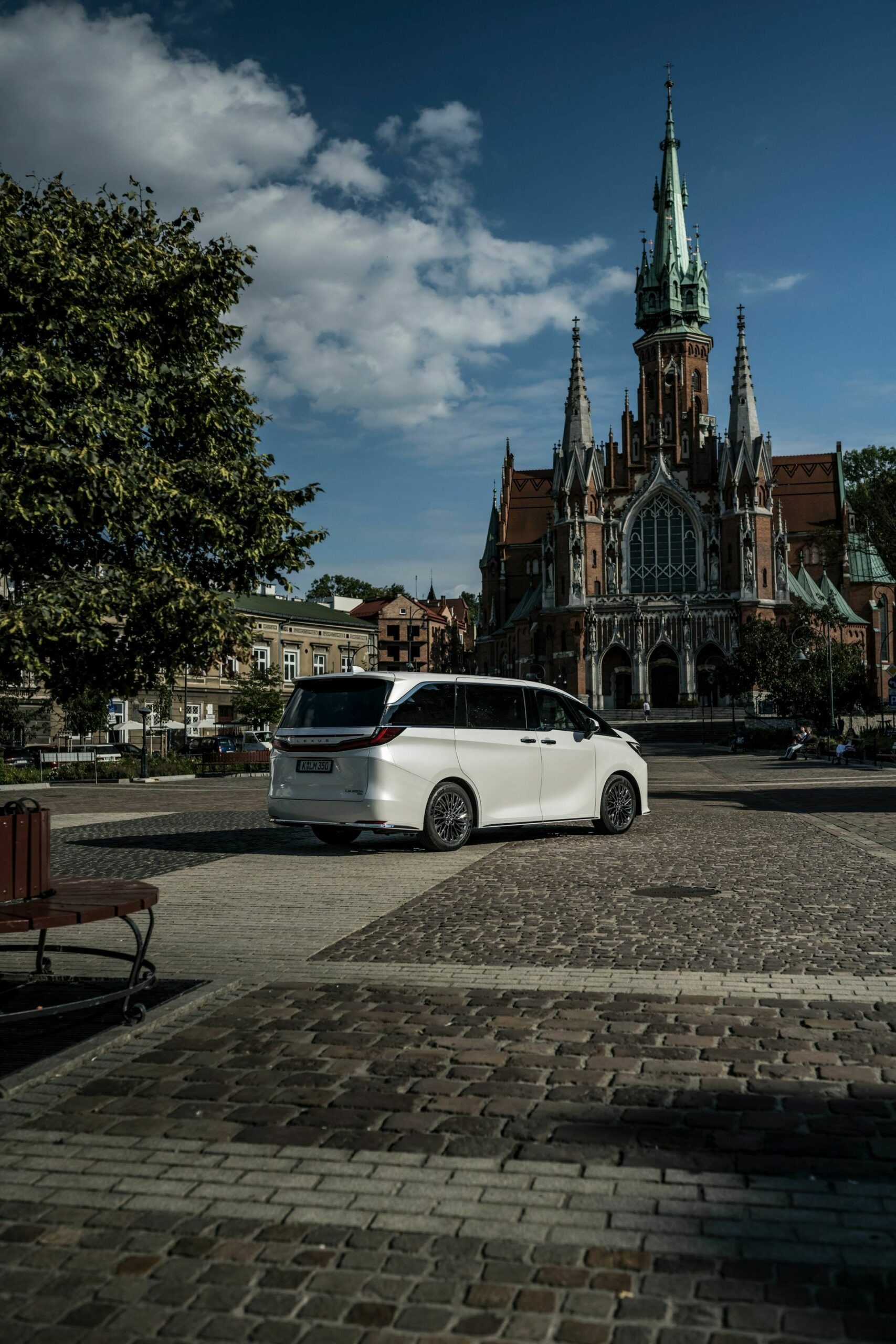 2024 Lexus LM - 127
